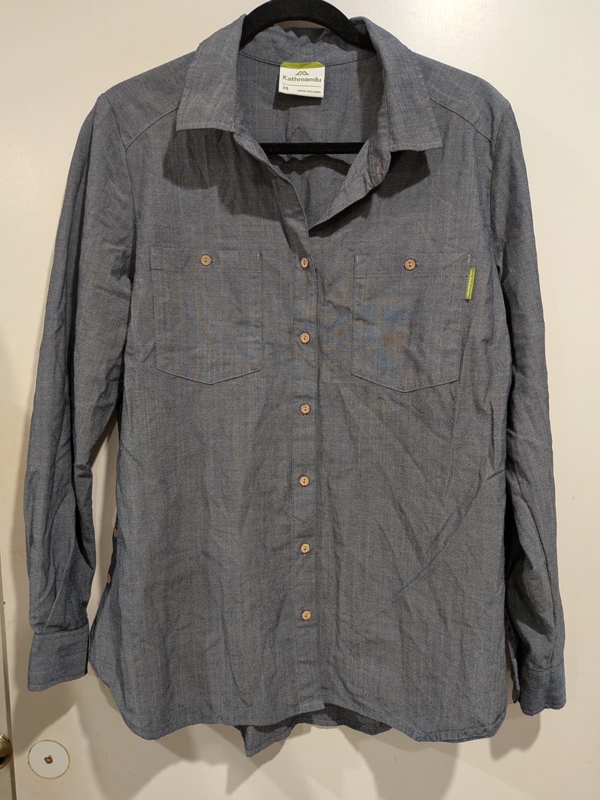Kathmandu Wool Blend Shirt Womens Size 14 Grey Button Hiking — photo 2 of 9