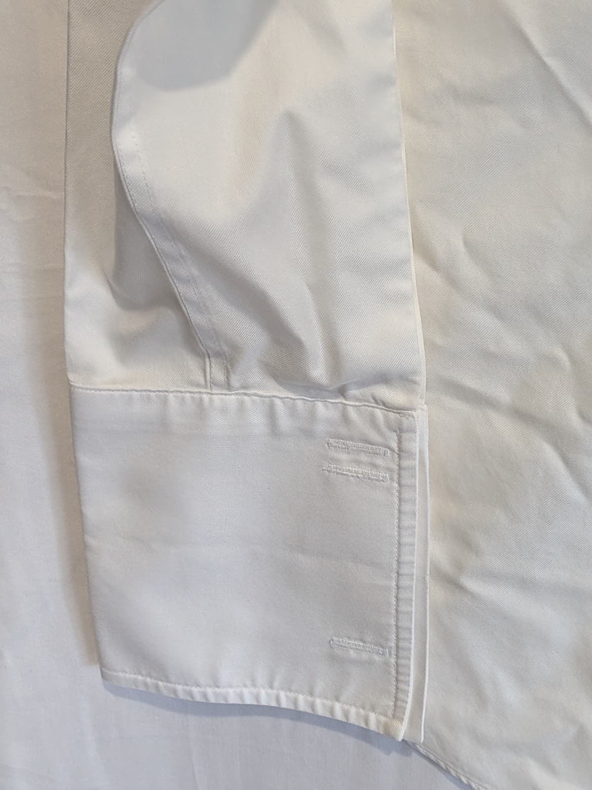 Charles Tyrwhitt White Dress Shirt 17 35 Non Iron Slim Fit Business Formal — photo 6 of 10