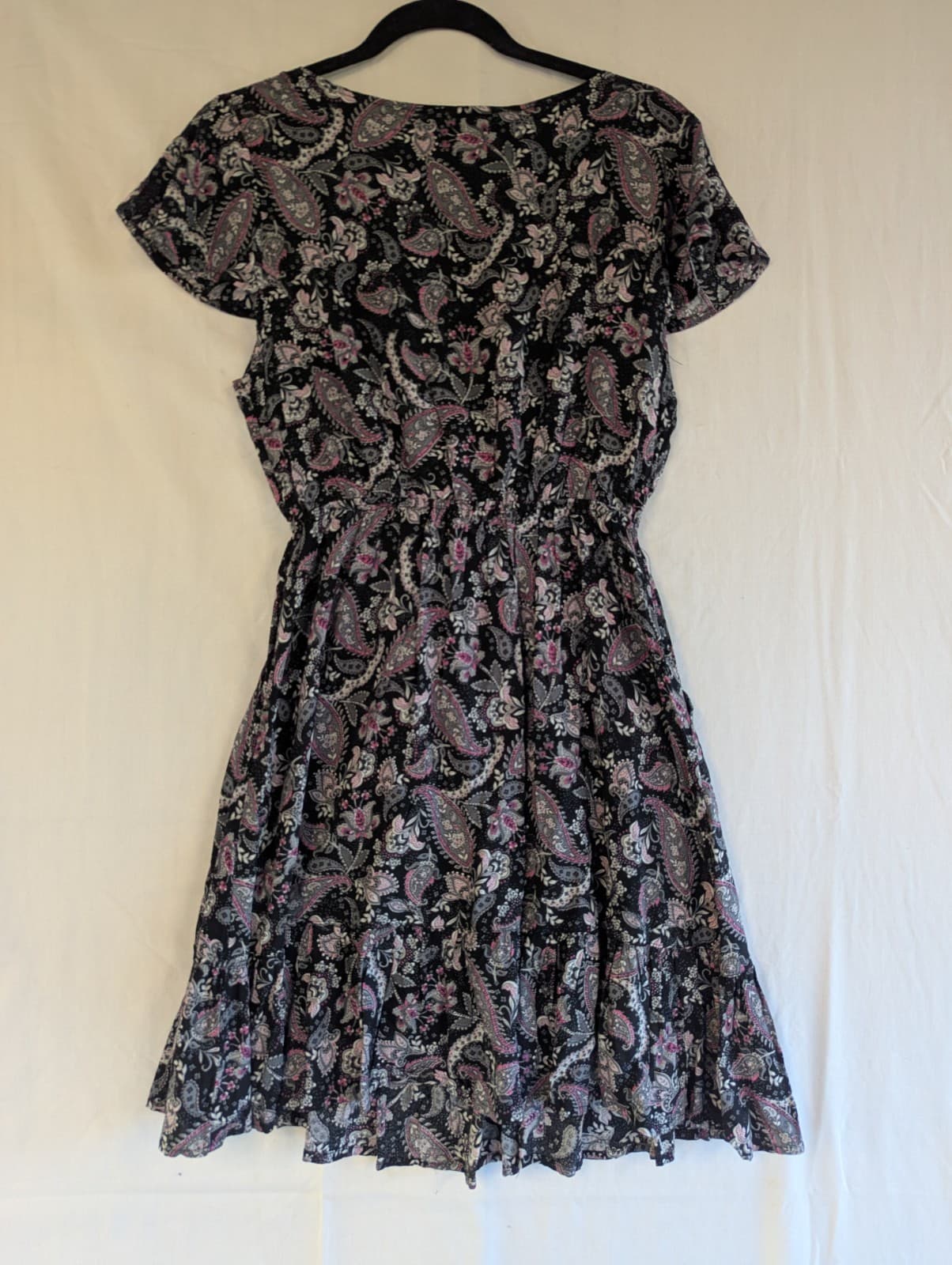 Tree of Life Dress Size L AUS 14 US 10 Black Pink Paisley Boho Short Sleeve Mini — photo 11 of 13
