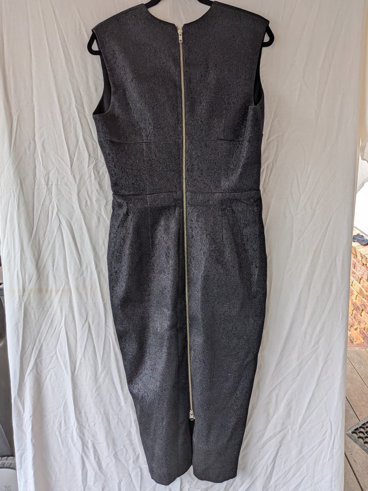Alex Perry Dress Sheath Pencil AUS 14 Charcoal Stretch Cocktail Formal — photo 9 of 11