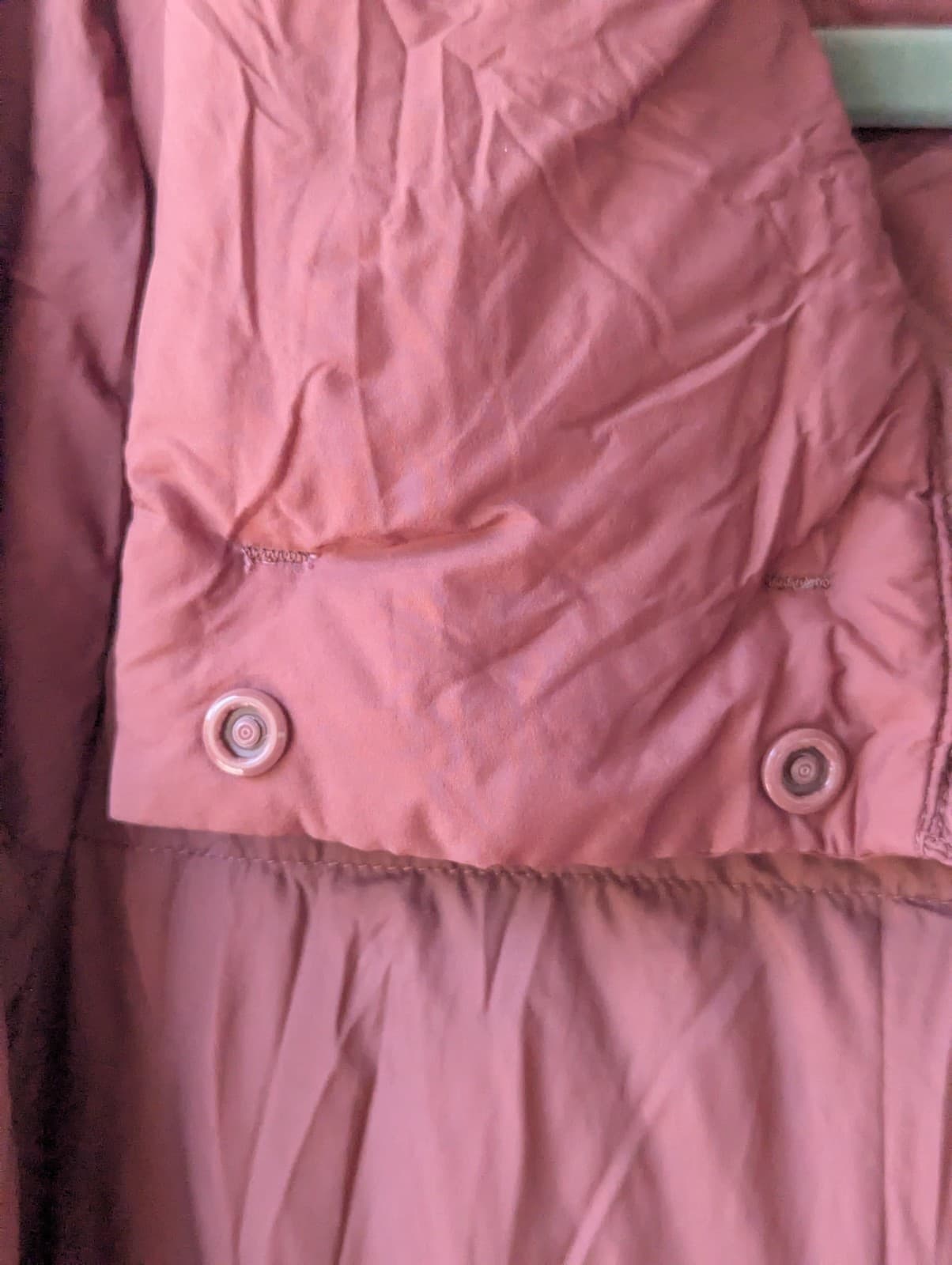 Uniqlo Puffer Jacket Size Aus S Us XS Brown Lightweight Down Water Repellent — photo 6 of 8
