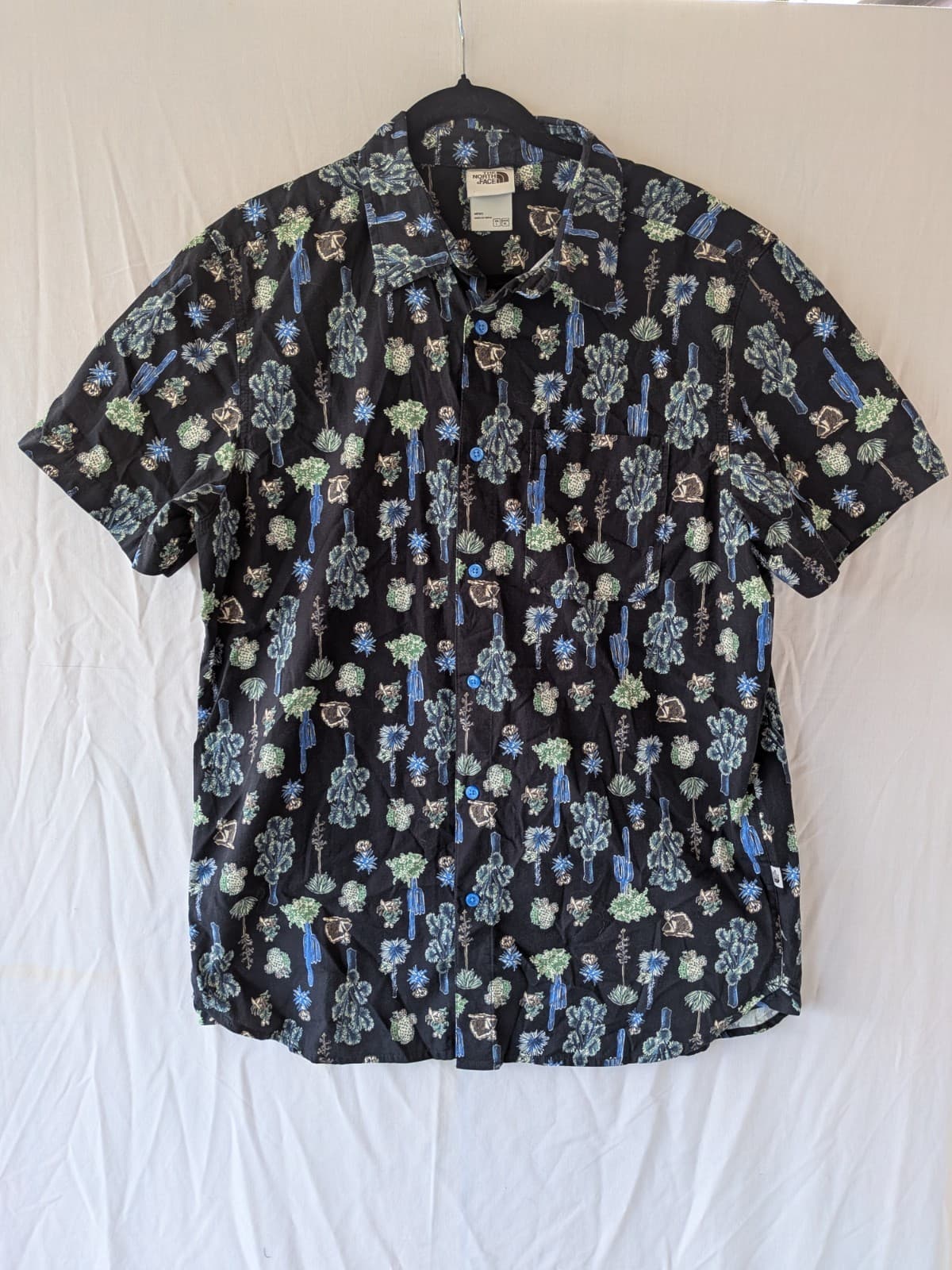 The North Face Shirt Mens Short Sleeve Button Up Floral Outdoor Size L — photo 2 of 9