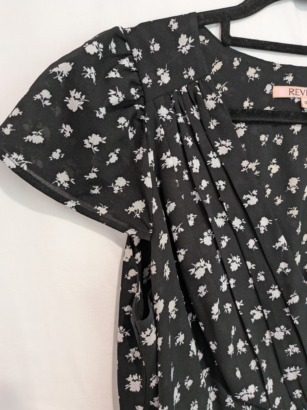 Review Floral Pleated Dress Size 12 Black White Tea Party Cocktail Retro — photo 5 of 9