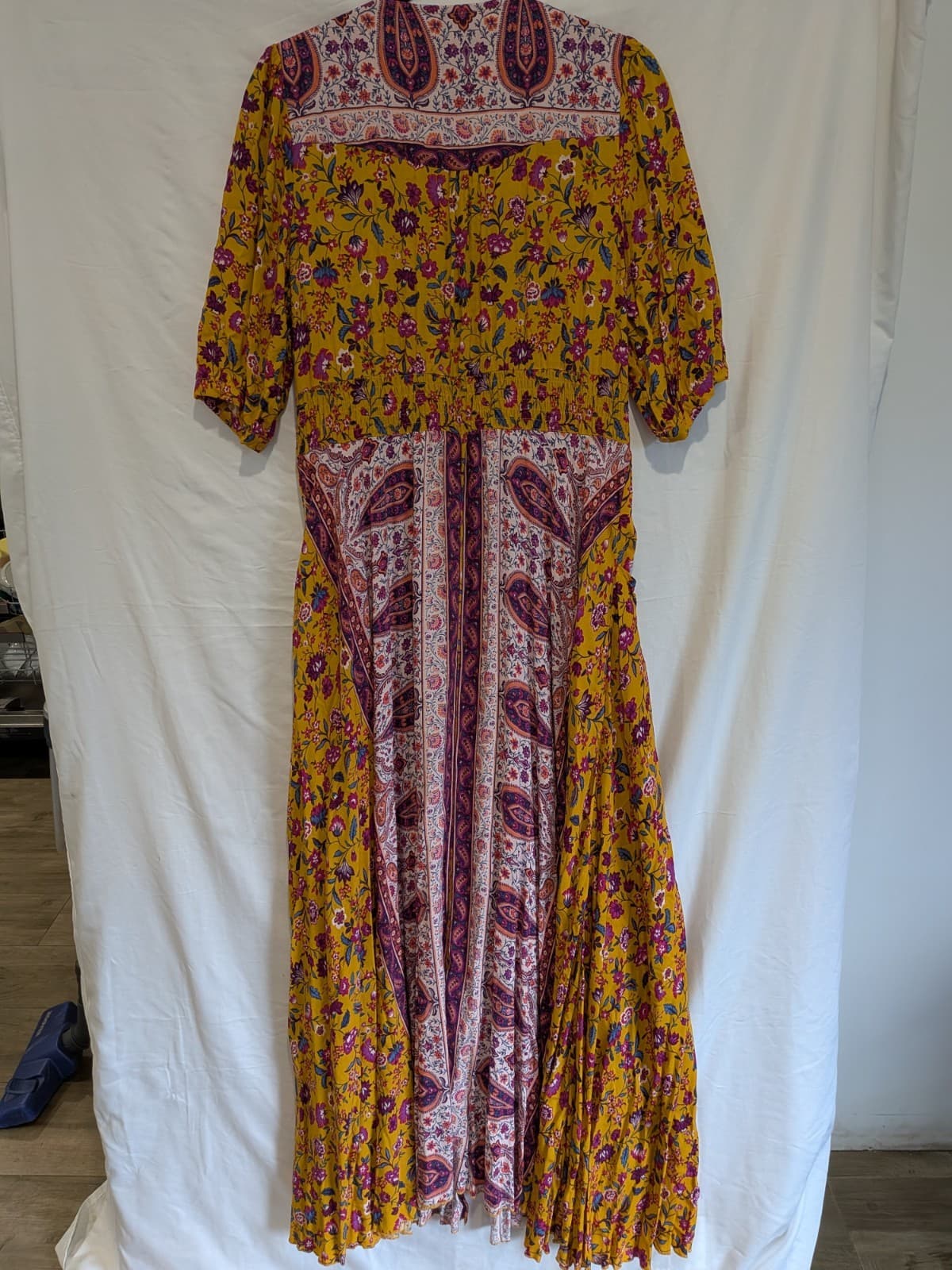 Dreamcatcher Boho Maxi Dress Size 10 M 12 Festival Floral Rayon Tiered Mustard — photo 10 of 11