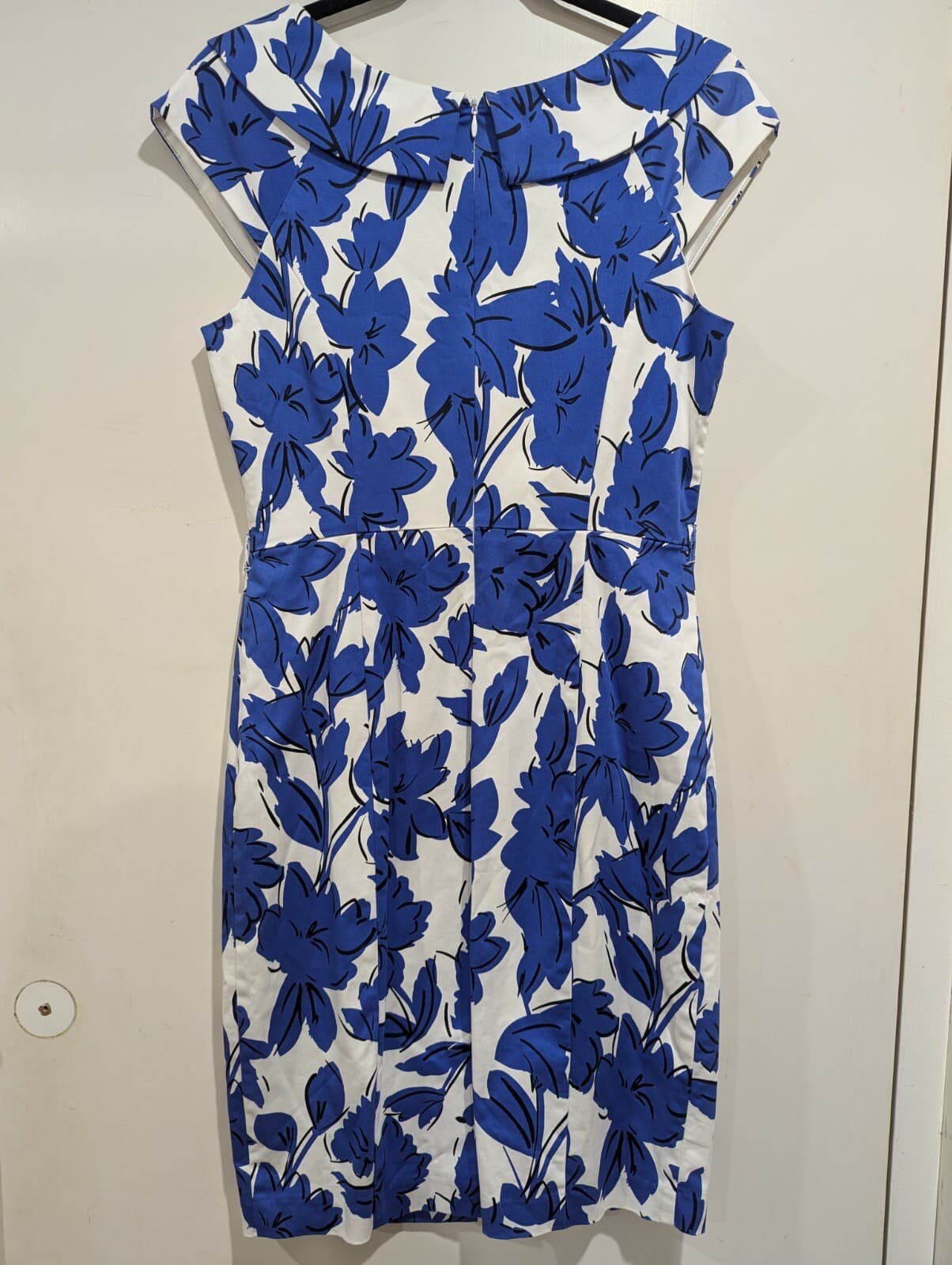 Review Dress Size 10 AUS 6 US Blue White Floral Cotton Stretch Cocktail Workwear — photo 5 of 6