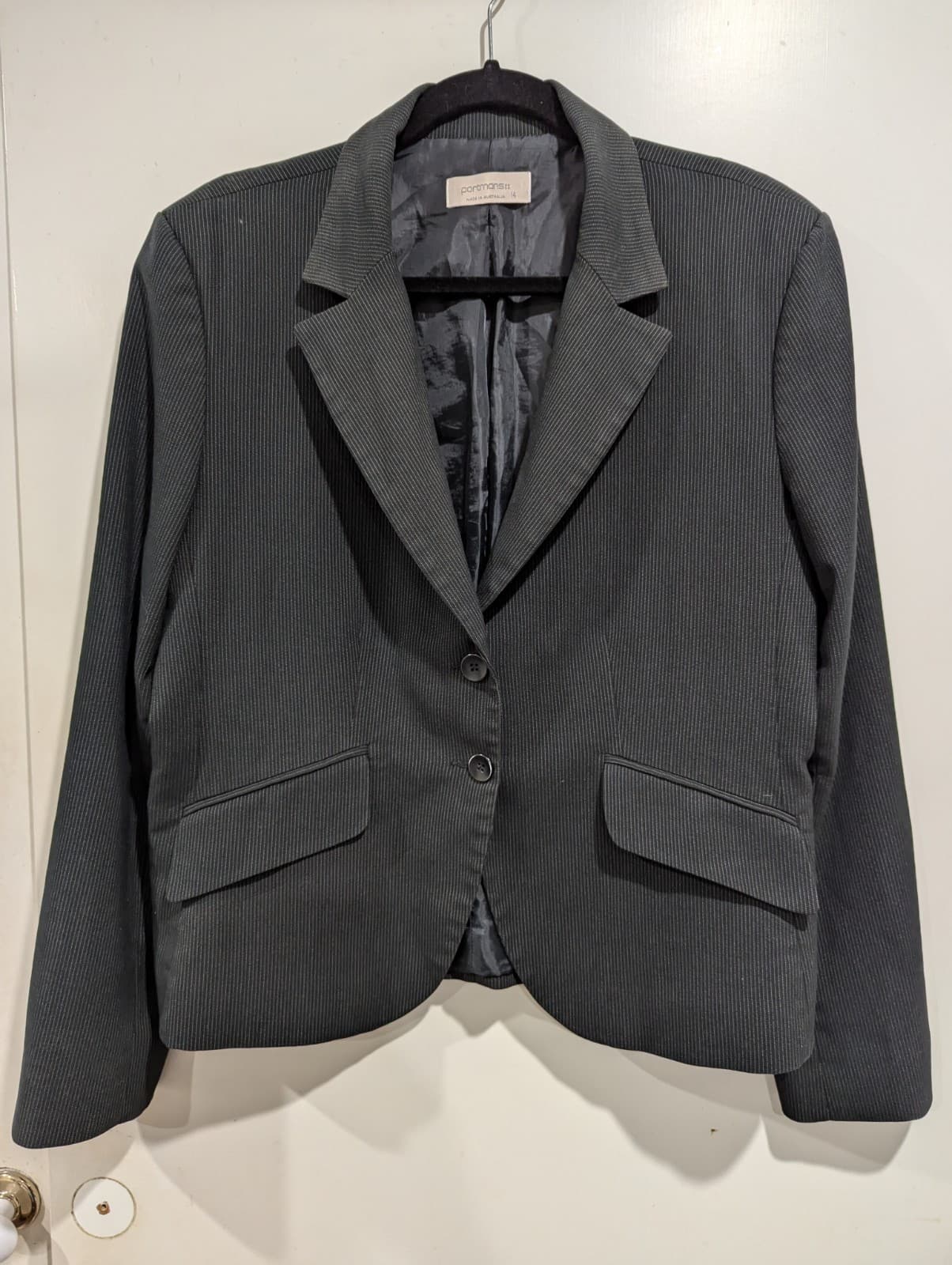 Portmans Blazer jacket Size Aus 14 Us 10 Black Pinstripe Corporate Work Office — photo 3 of 6