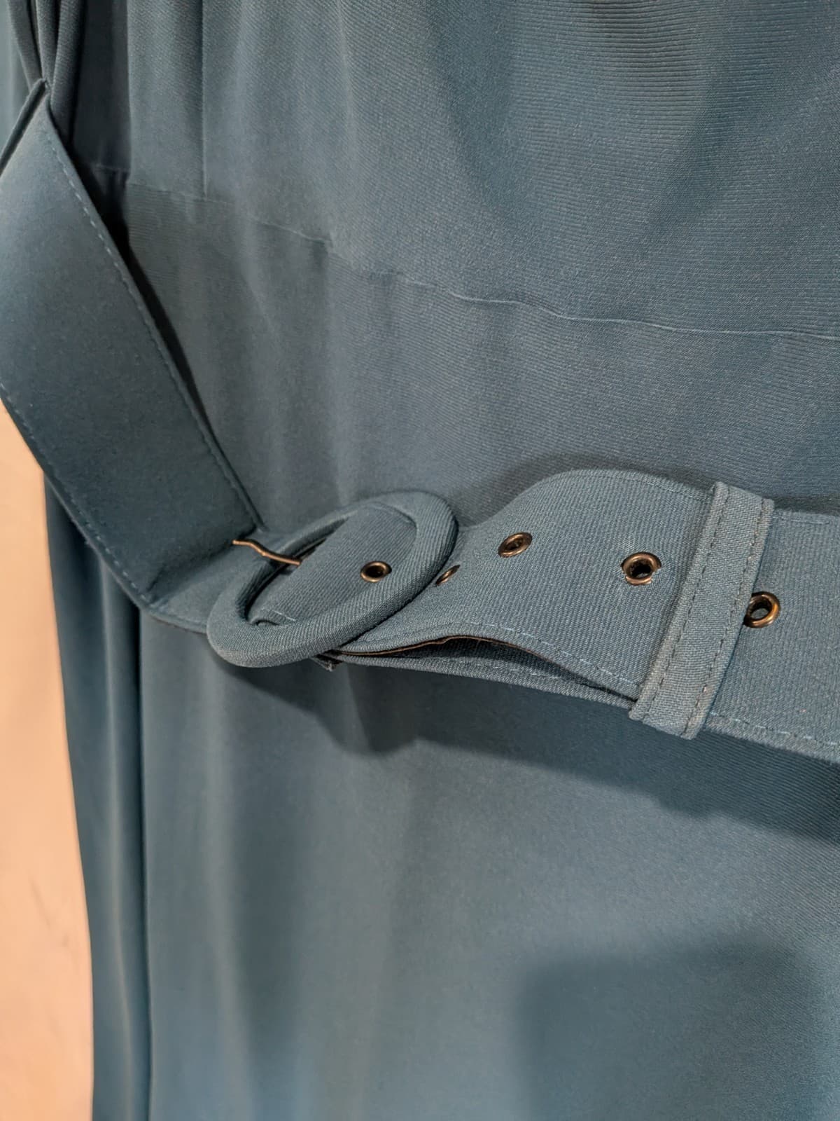 Leona Edmiston Dress Size 6 18 Green Blue Belted Cowl Neck Stretch Cocktail — photo 7 of 11