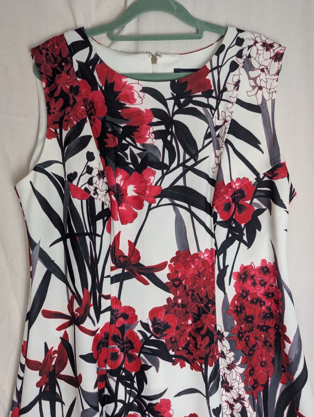 Tommy Hilfiger Dress Plus Size AUS 16 US 12 White Red Floral Fit Flare Cocktail — photo 5 of 10