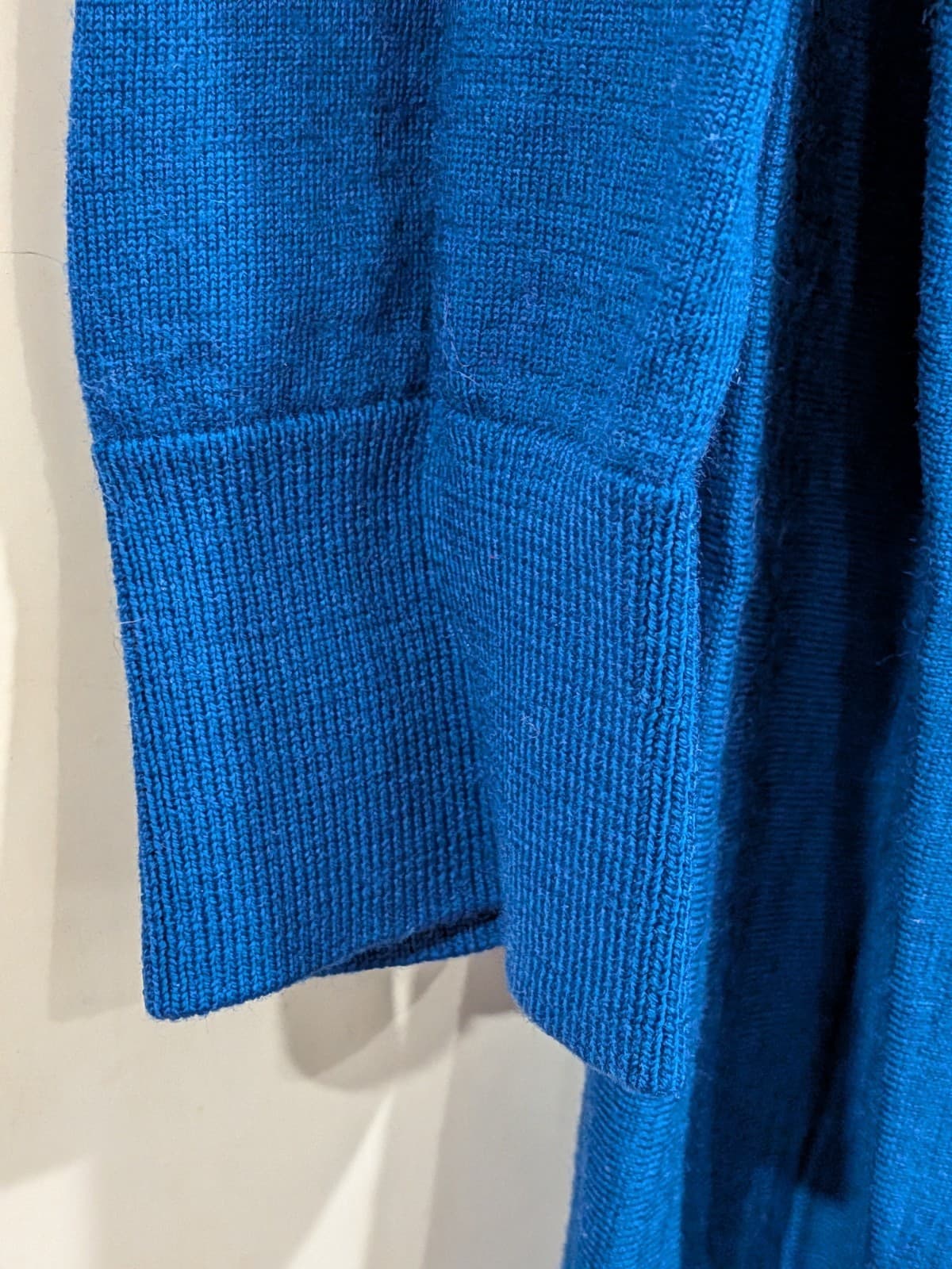 COS 100% Merino Wool Belted Tunic Sweater Blue Long Sleeve Size L — photo 4 of 11