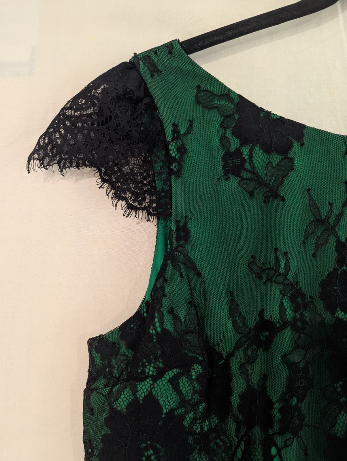Review Dress Green Lace Pleated Cocktail Party Formal Size Aus 14 US 10 — photo 7 of 10