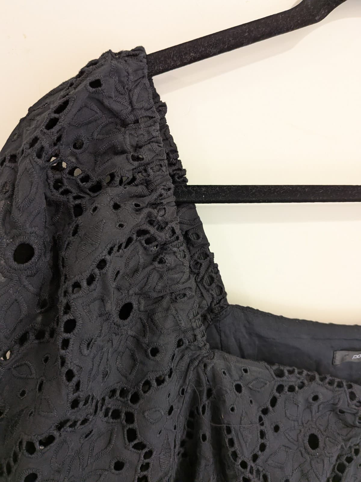 Portmans Black Broderie Anglaise Cotton Blouse Puff Sleeve AUS 16 US 12 — photo 4 of 8