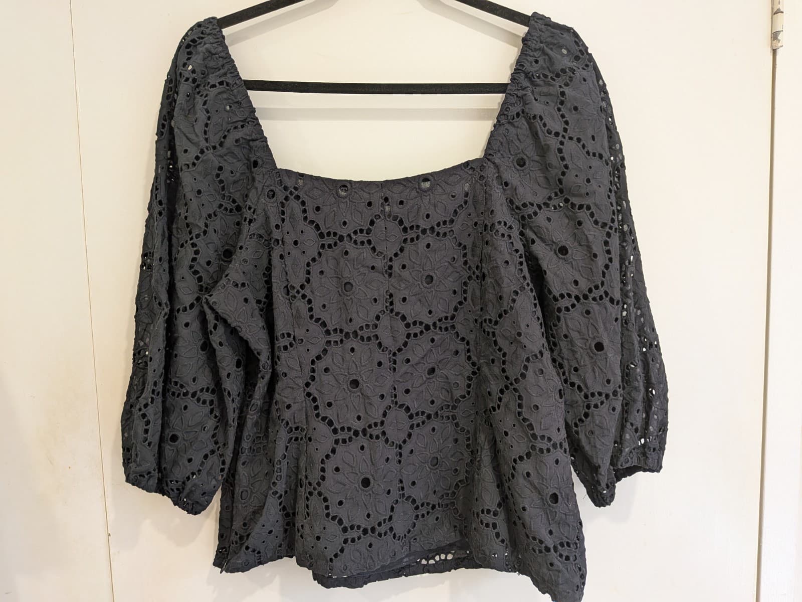 Portmans Black Broderie Anglaise Cotton Blouse Puff Sleeve AUS 16 US 12 — photo 8 of 8