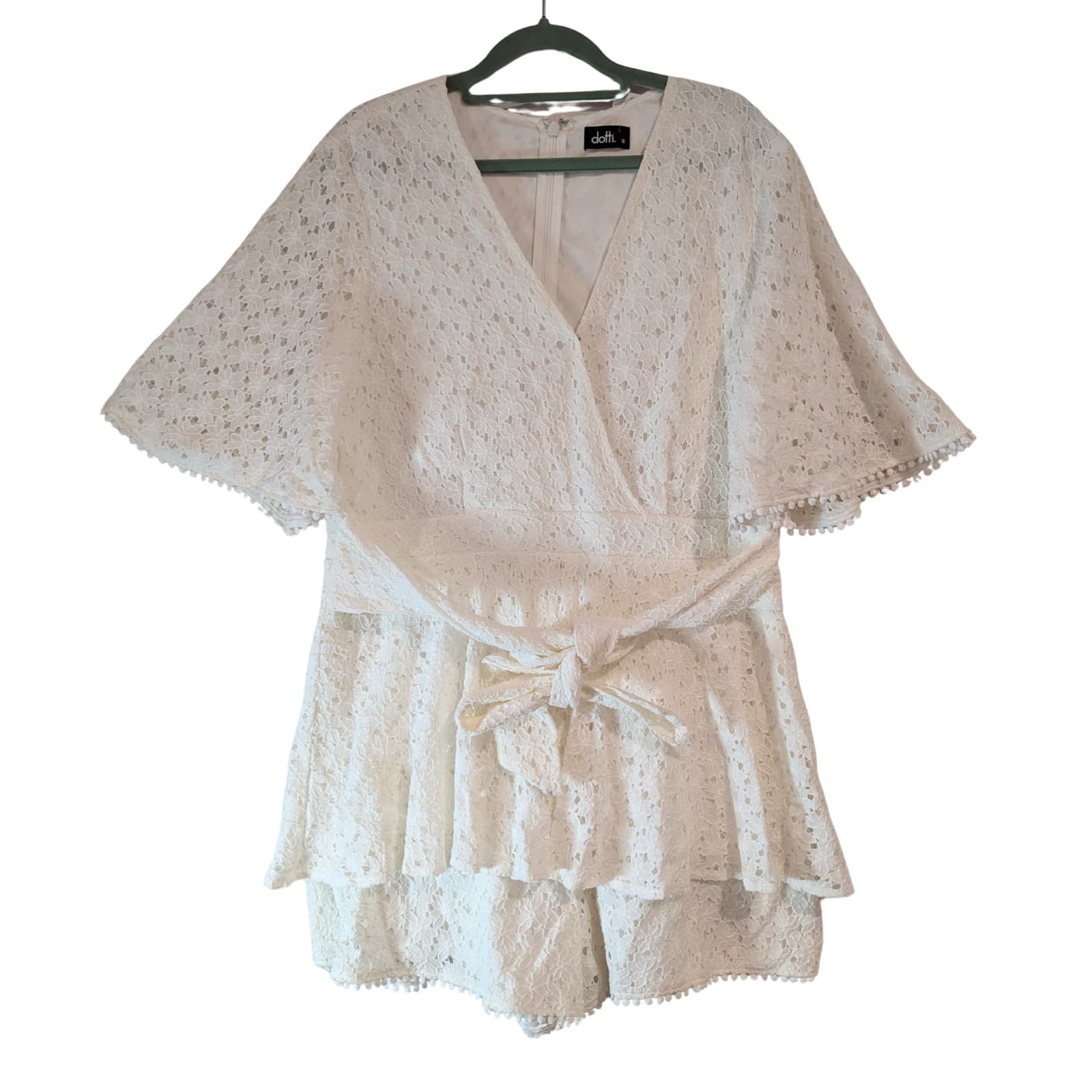 Dotti Jumpsuit White Lace Short Sleeve V Neck Tiered Romper Size Aus 16 US 12 — photo 2 of 10