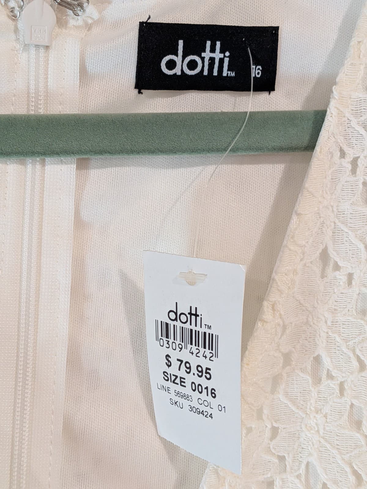 Dotti Jumpsuit White Lace Short Sleeve V Neck Tiered Romper Size Aus 16 US 12 — photo 8 of 10