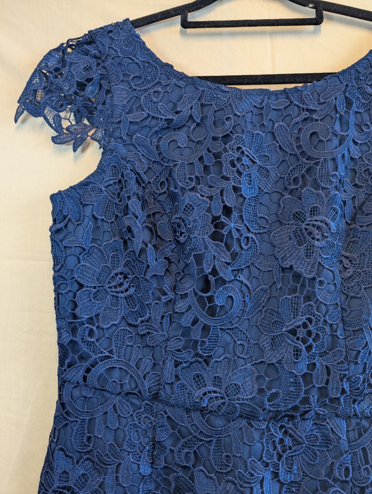 Review Dress Size AUS 12 US 8 Blue Lace Pencil Cocktail Wedding — photo 3 of 9