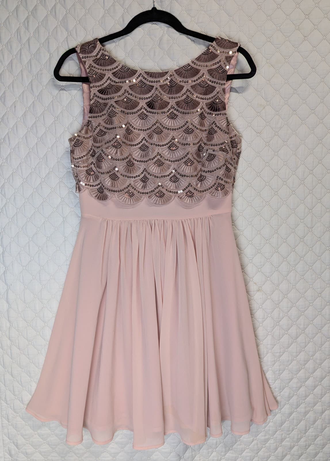 Review Dress Size Aus 10 US 6 Pink Sequin Embroidered A Line Pink Cocktail Glam — photo 3 of 10