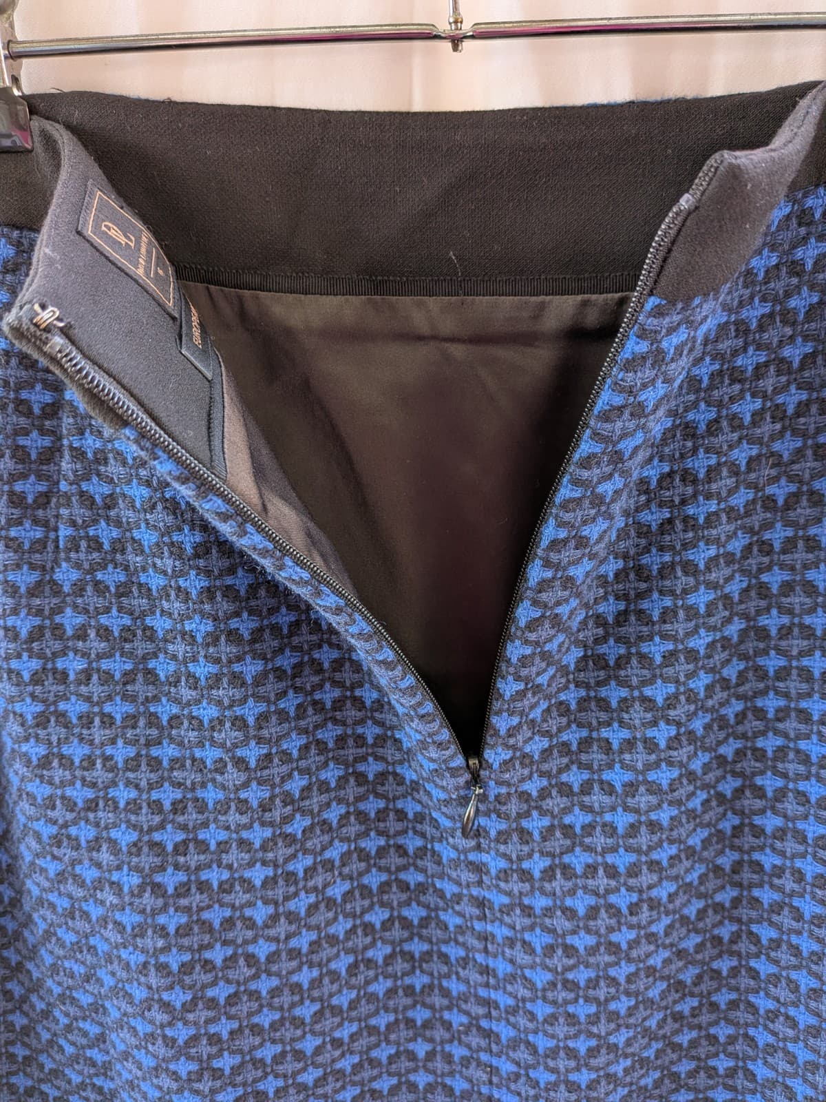 David Lawrence Pencil Skirt Blue Black Textured Wiggle Wool Blend Size 16 — photo 9 of 9