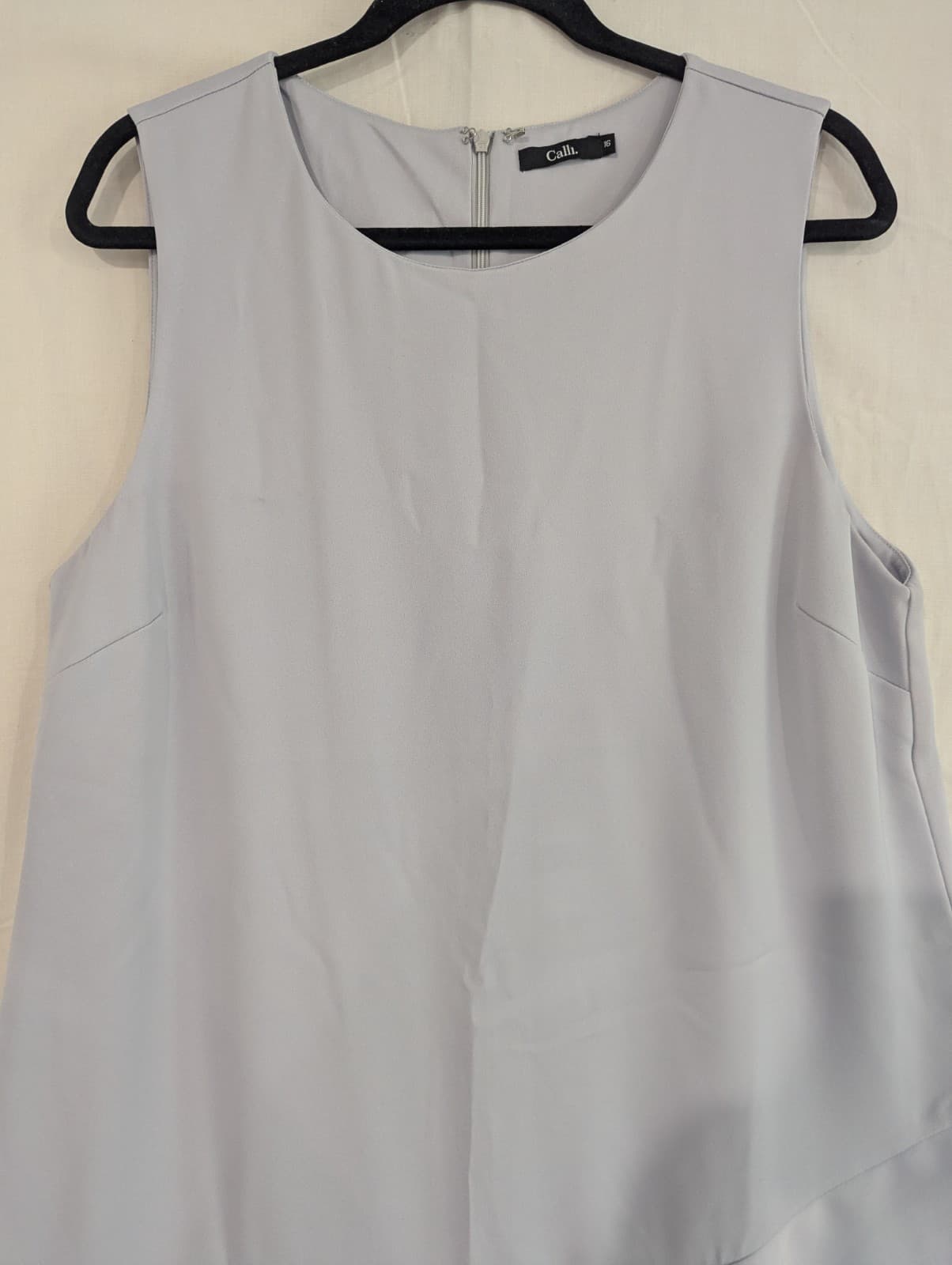 Calli Dress Plus Size Aus 16 US 12 Grey Sleeveless Ruffle Hem Mini Shift Layered — photo 5 of 9