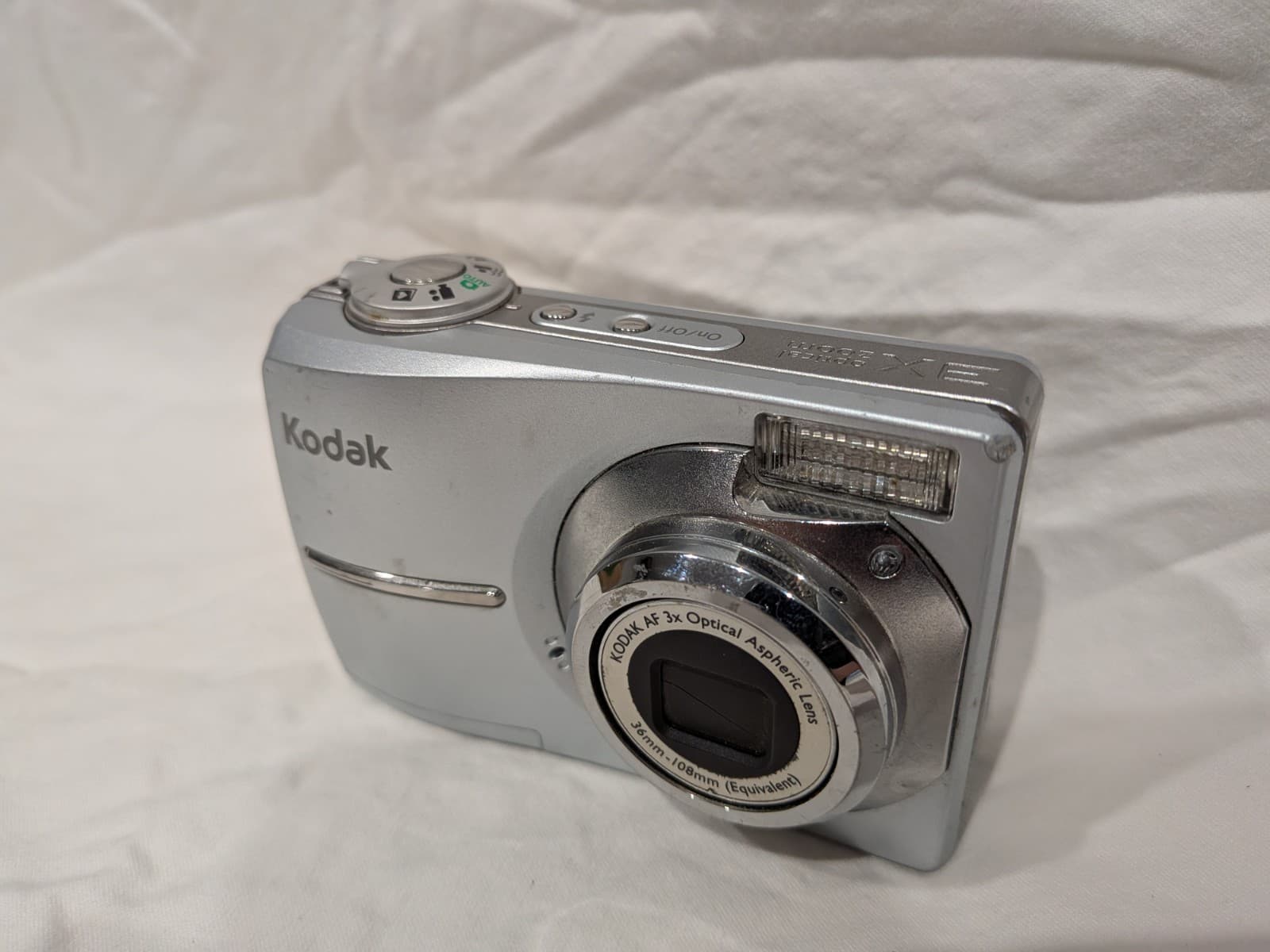 Kodak EasyShare C513 5MP Digital Camera Silver Tested Working Compact Retro Y2K — photo 4 of 17