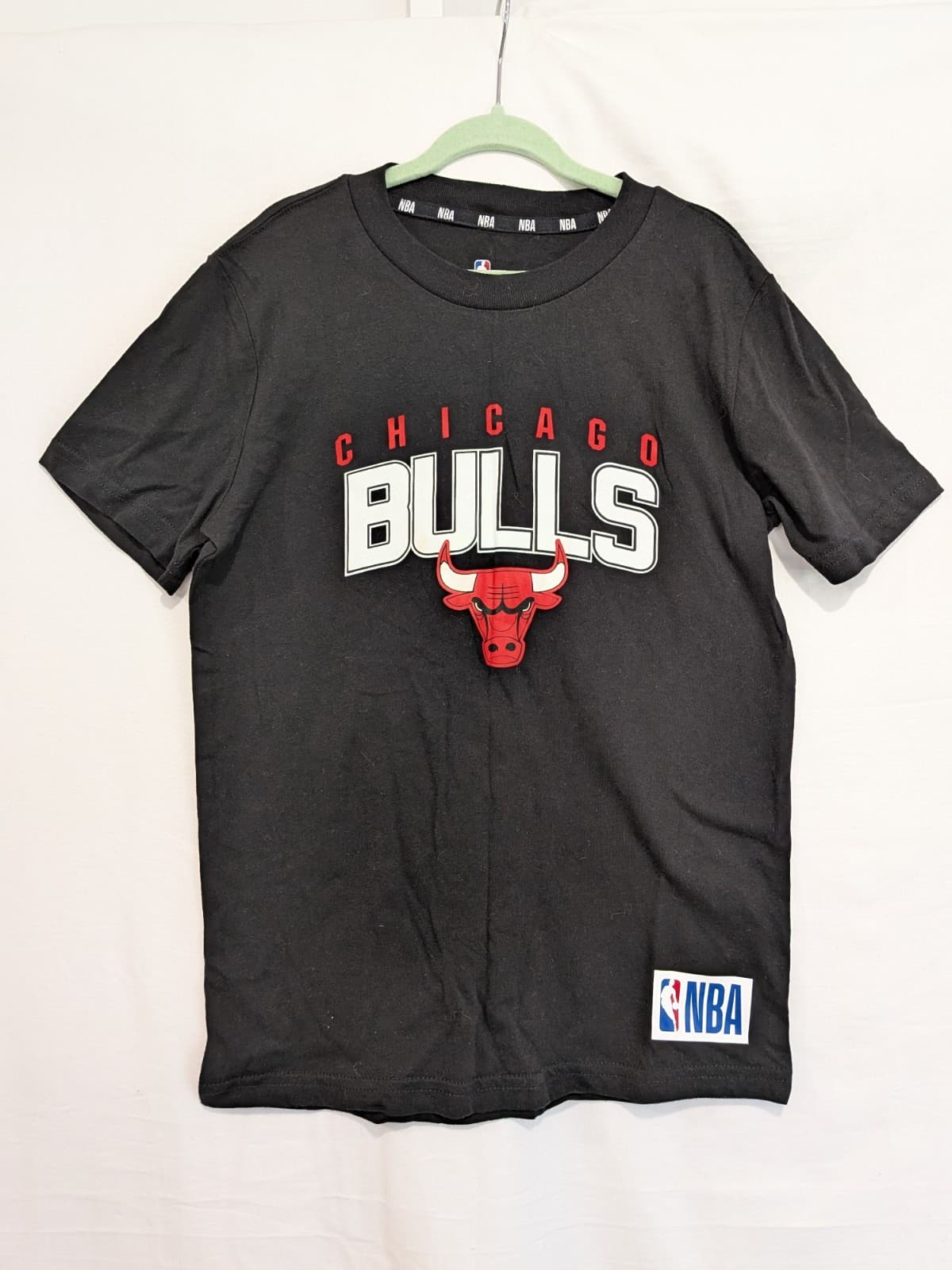 NBA Chicago Bulls Kids Tee Black Basketball Graphic Logo Shirt Youth Size 8 — photo 4 of 9