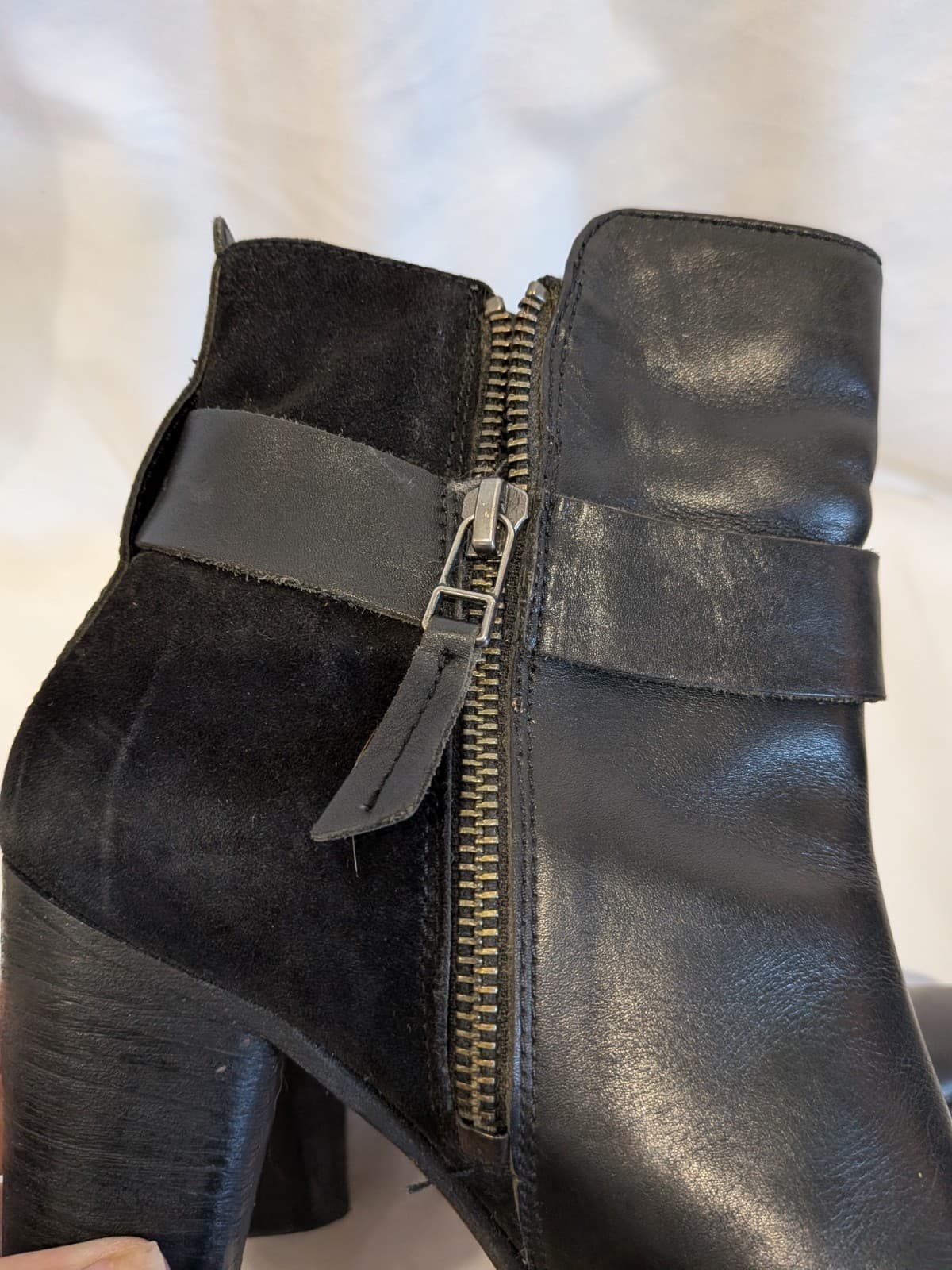 Wittner Black Leather Ankle Boots Size AU 6 EU 37 Block Heel Zip Biker Boot — photo 10 of 11