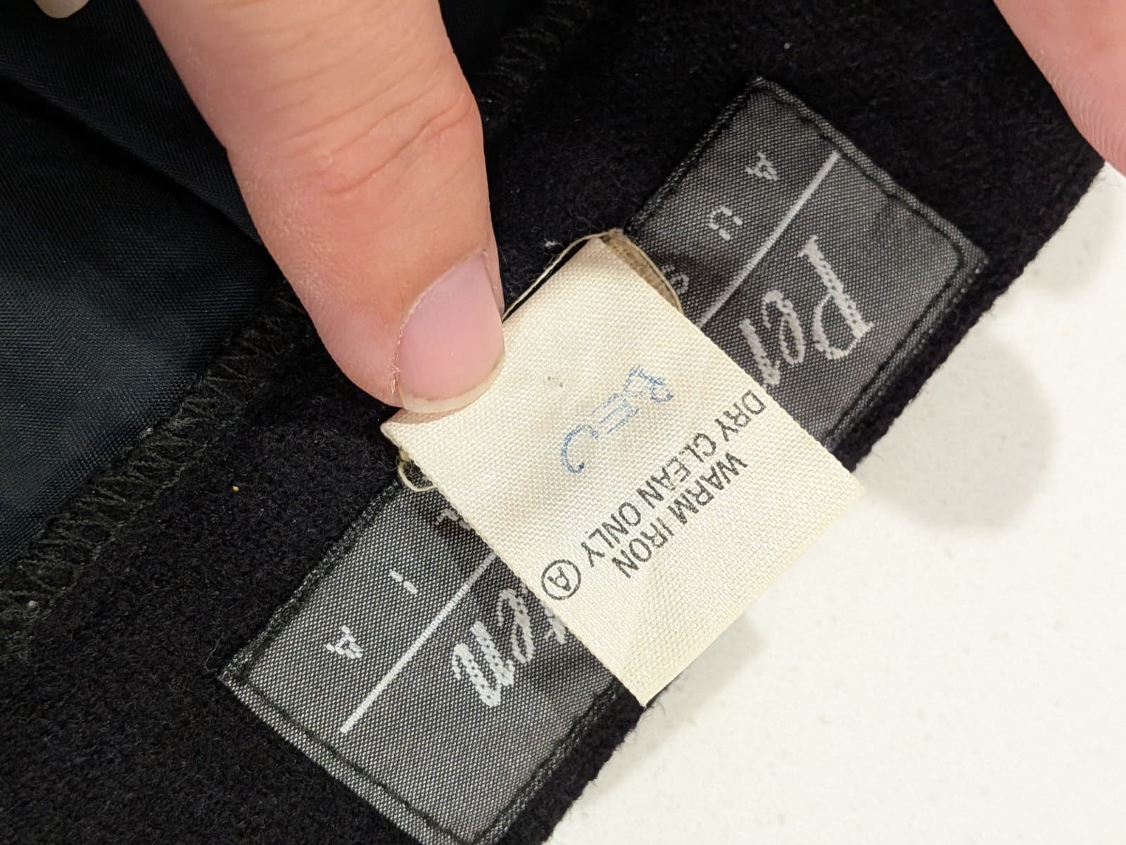 Vintage Perri Cutten Skirt AU 16 US 12 Black Pure New Wool Pencil Corporate — photo 9 of 9