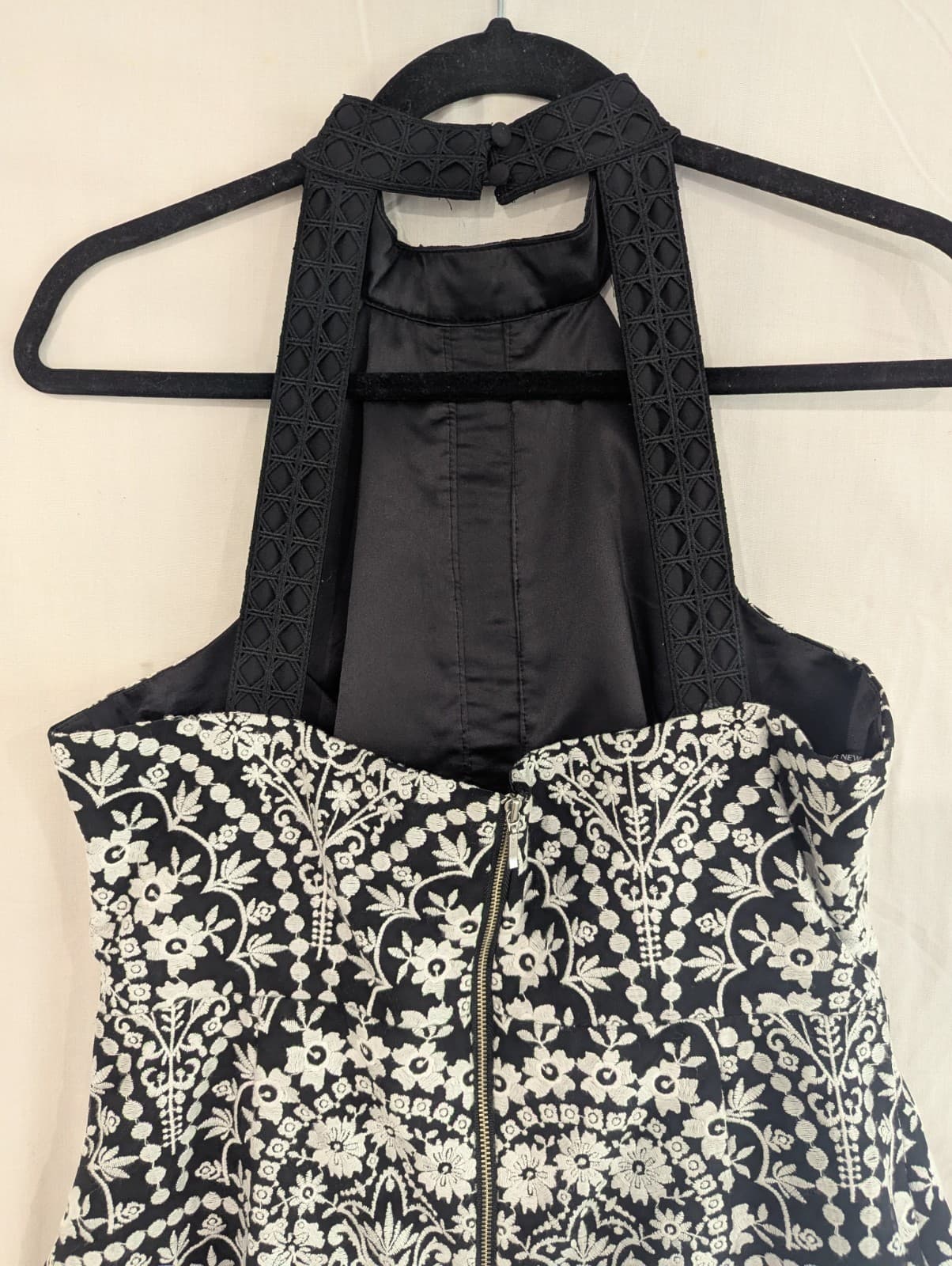 Forever New Dress Black White Embroidered Halter Cocktail Midi Size 14 US 10 — photo 12 of 15