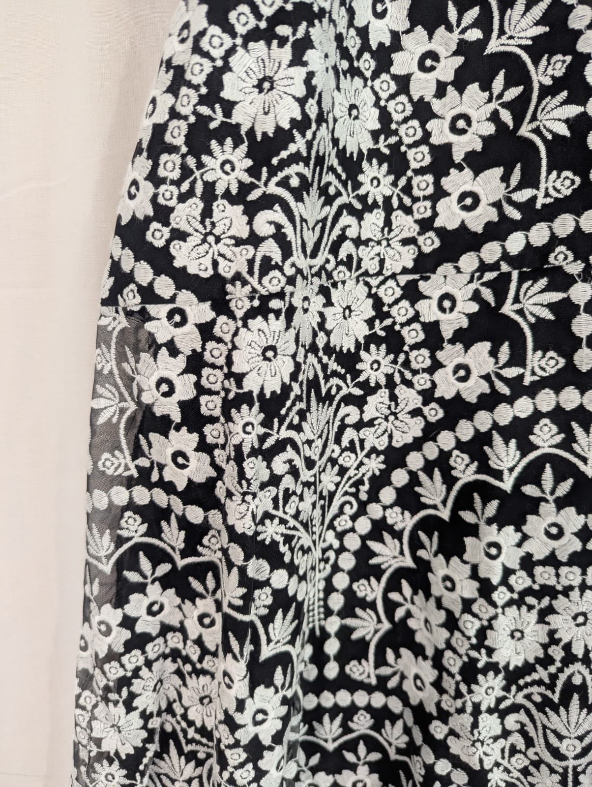 Forever New Dress Black White Embroidered Halter Cocktail Midi Size 14 US 10 — photo 4 of 15