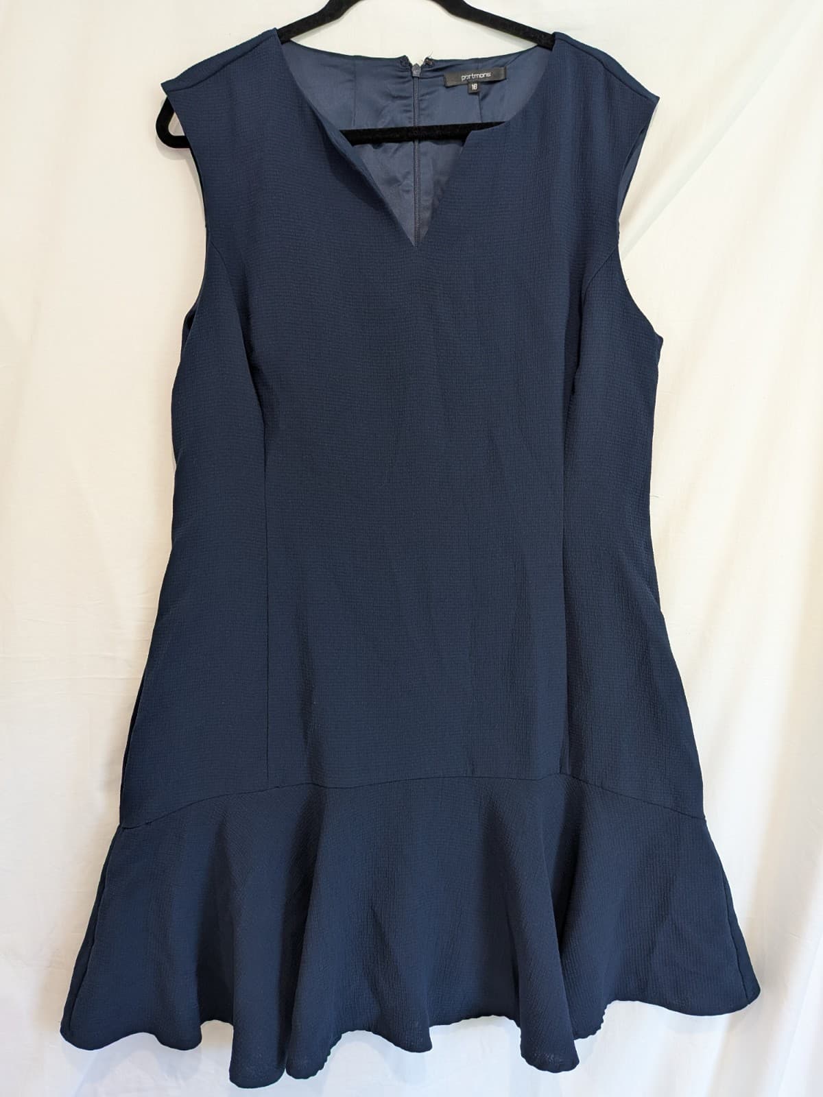 Portmans Dress Size 16 Plus Size Navy Mini Fit Flare Textured Sleeveless Party — photo 3 of 10