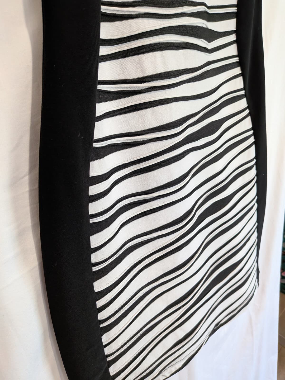 Frank Lyman Dress Size AUS 14 Black White Zebra Print Cocktail Party Wedding — photo 4 of 11