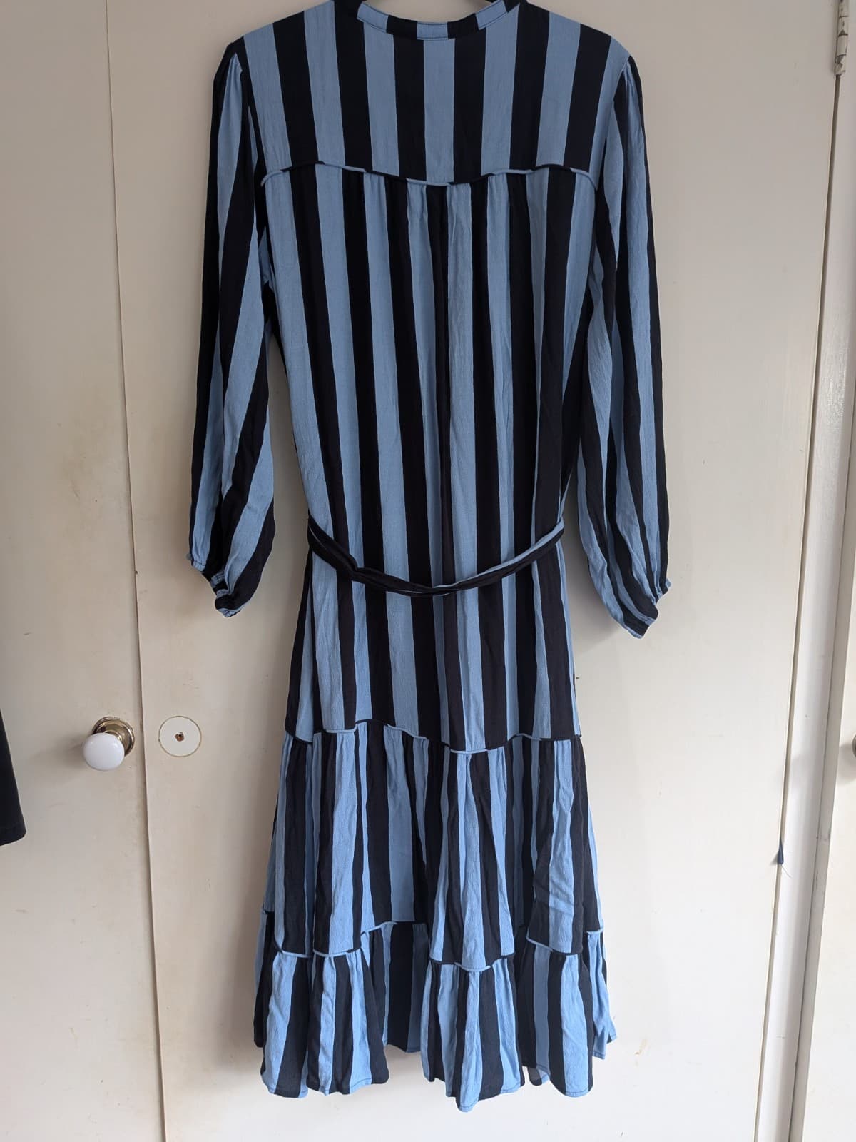 Adorne Midi Dress Size 10 Blue Stripe Tie Waist Viscose Casual Midi Summer — photo 9 of 9