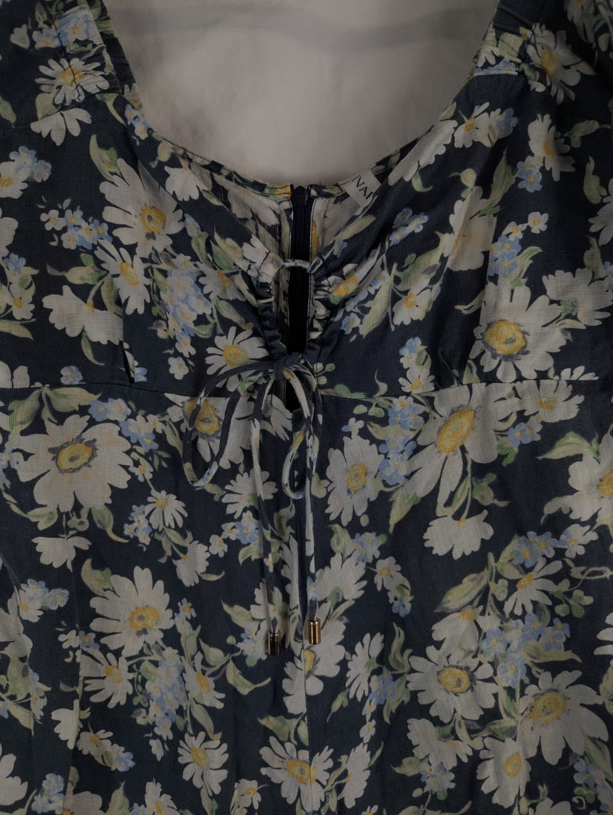 Kivari Dress Daisy Puff Sleeve AUS 10 US 6 A Line Midi Summer Floral Viscose — photo 4 of 8