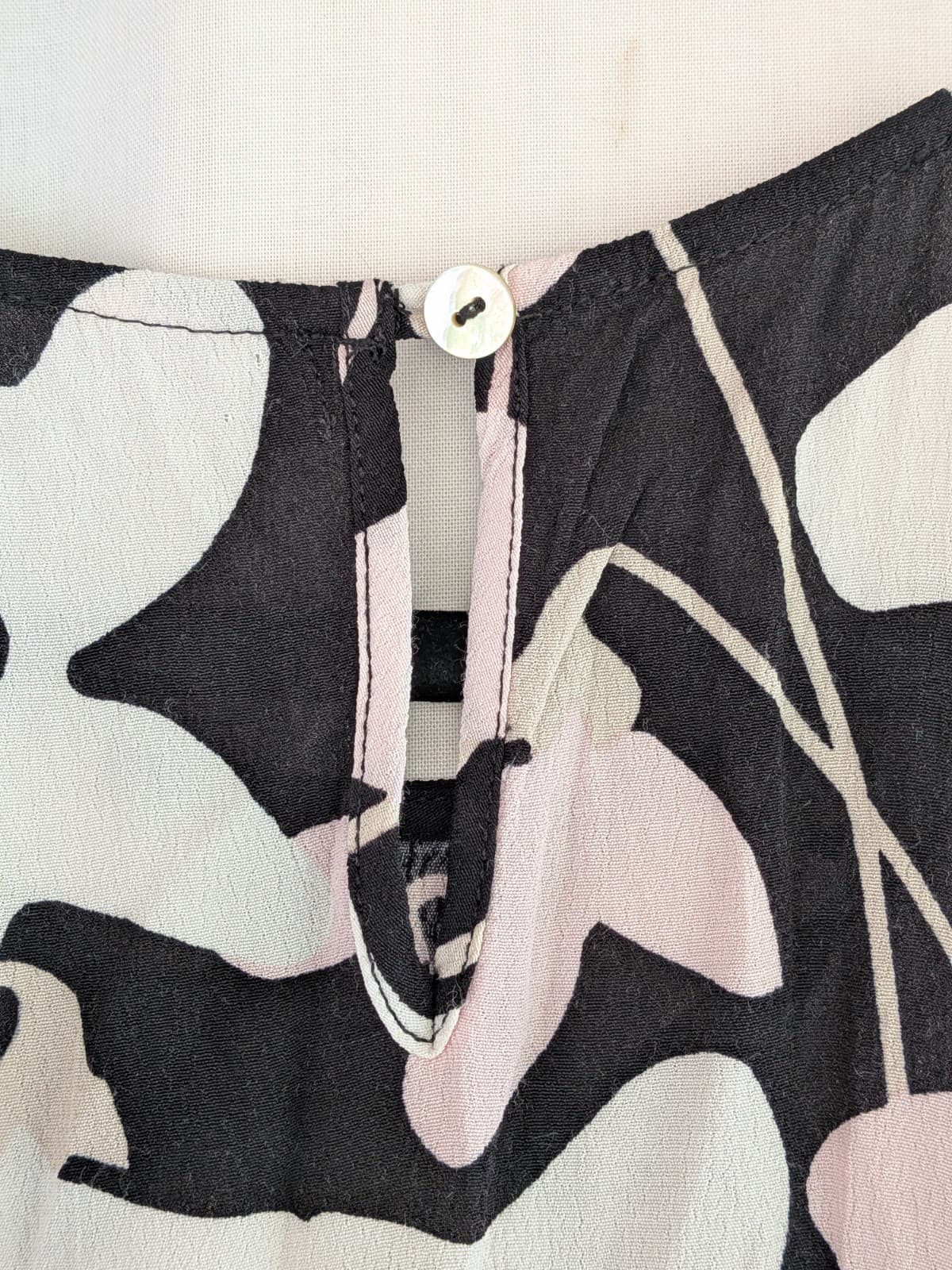 Mister Zimi Dress Floral Halter Black Pink Viscose Ruffle Size Aus 8 Resort — photo 7 of 8
