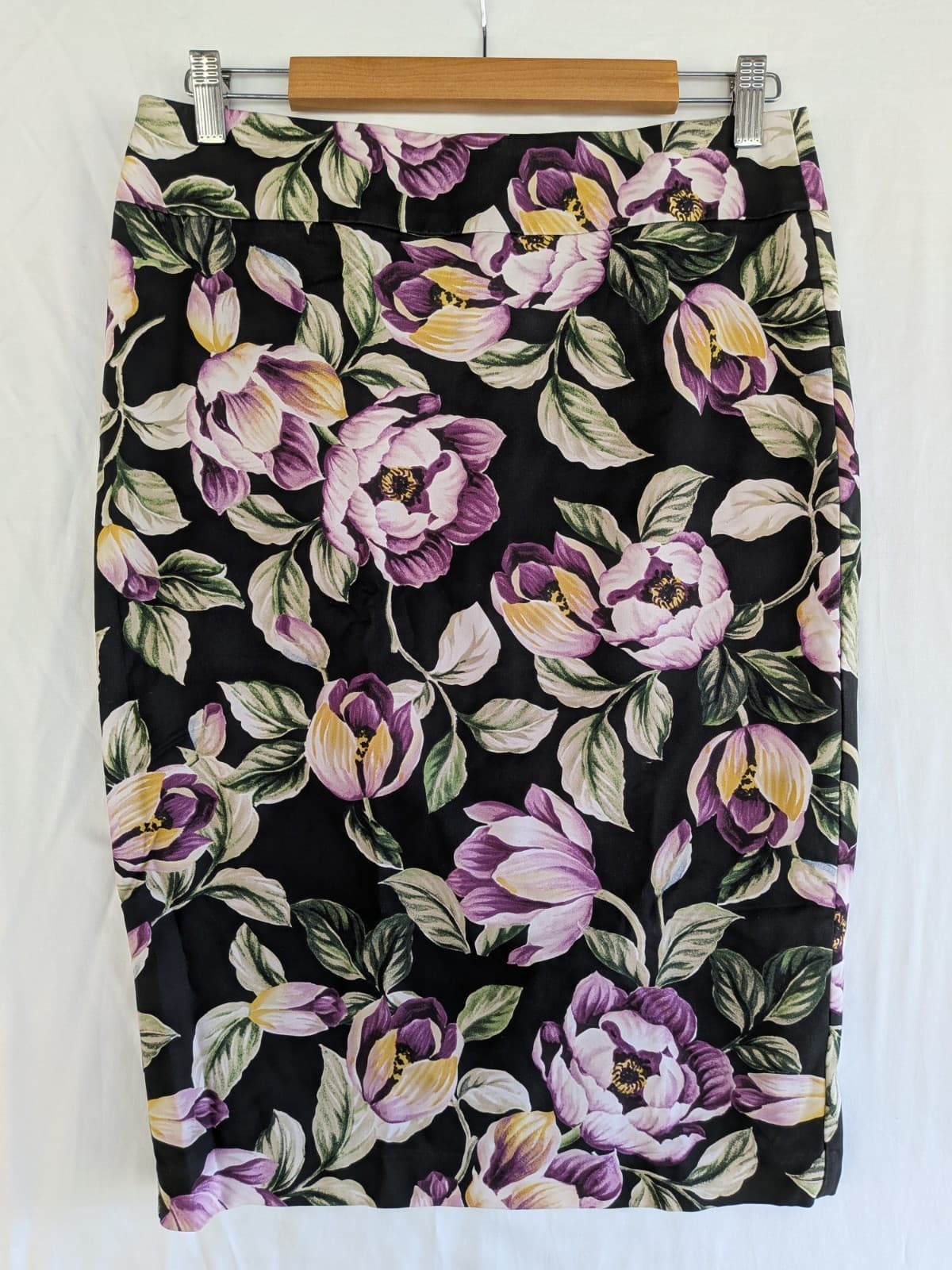 Review Pencil Skirt Size 10 Black Purple Floral Cotton Stretch Work Office — photo 3 of 9