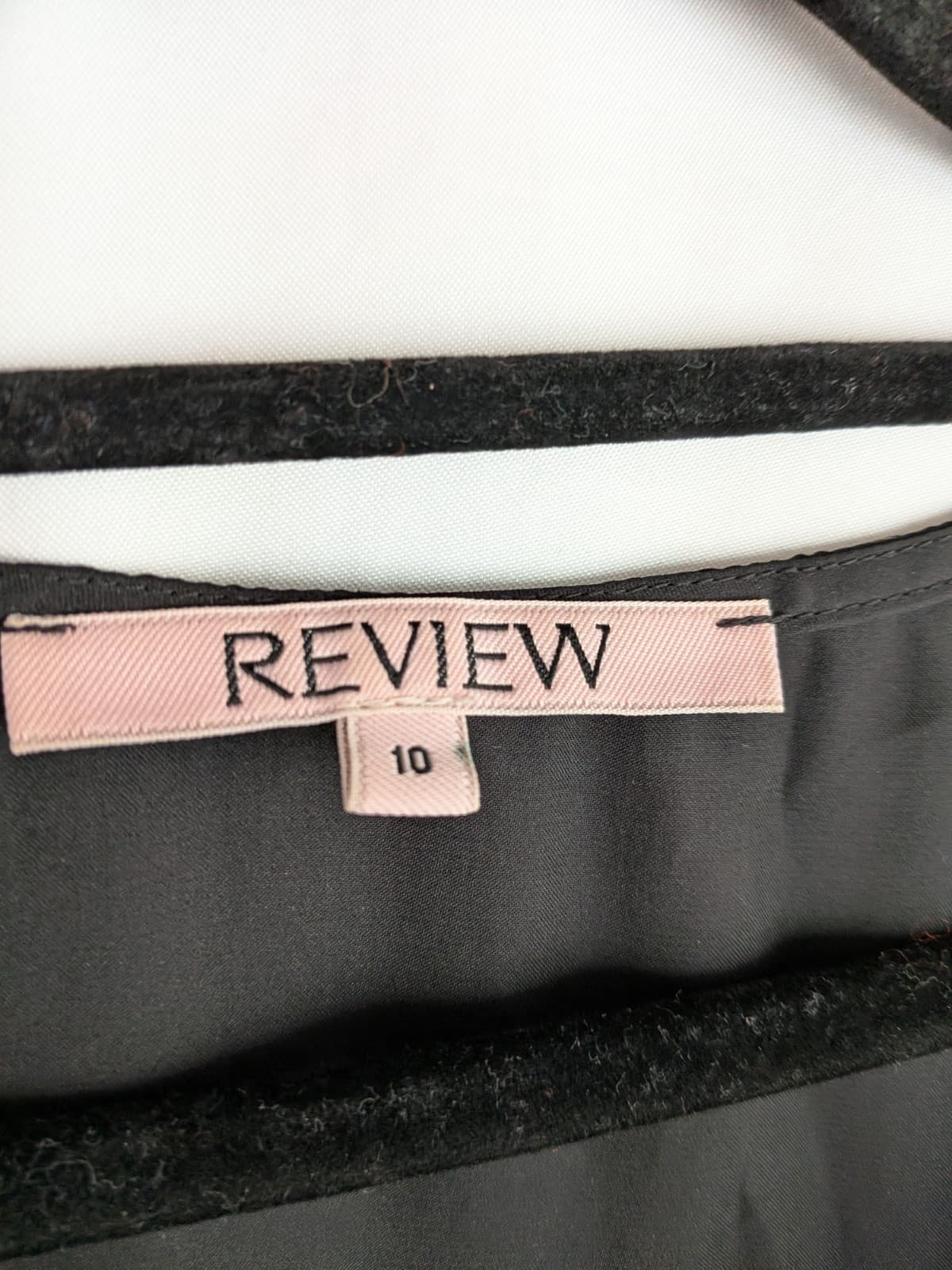Review Top Size 10 Black Cowl Neck Bow Sleeveless Evening Party Blouse — photo 5 of 7