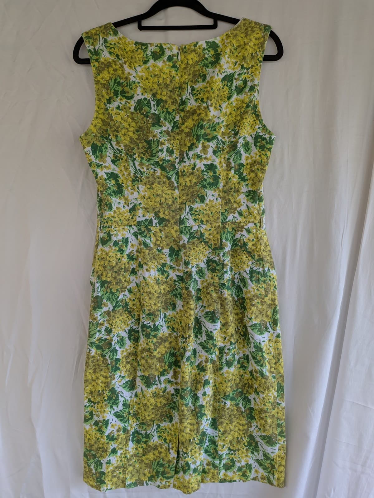 Review Dress Size 10 Green Yellow Floral Sheath Knee Length Cocktail Dress — photo 7 of 10