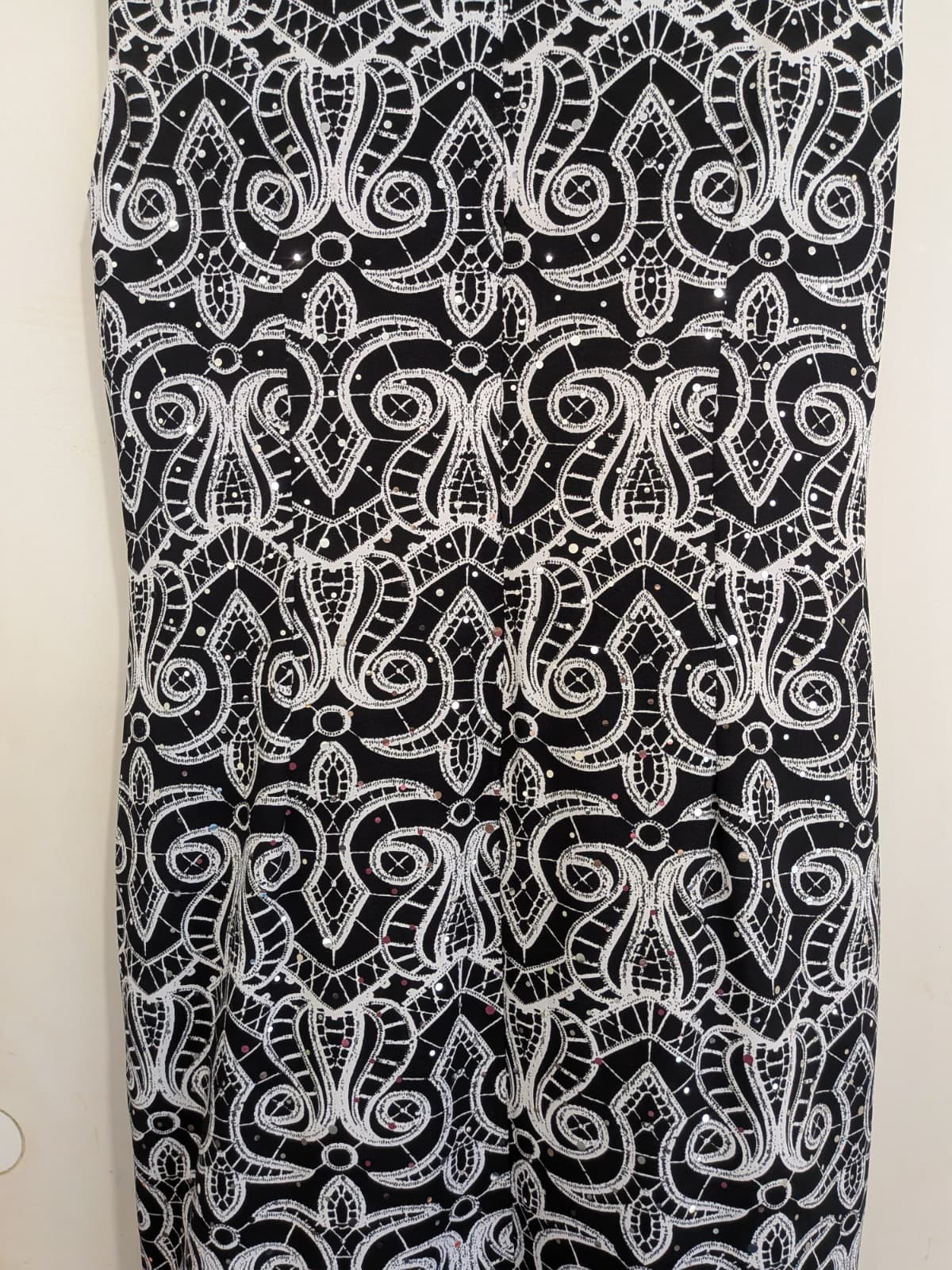 Frank Lyman Dress Size 12 Black White Sequin Pencil Sleeveless Occasion Evening — photo 8 of 11