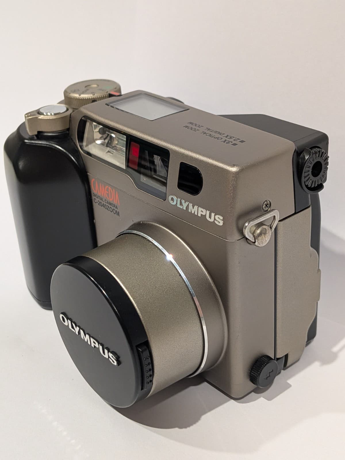 Olympus Camedia C-2040 Zoom 2.1MP Digital Camera Working Vintage Y2K + Lens Cap — photo 6 of 12