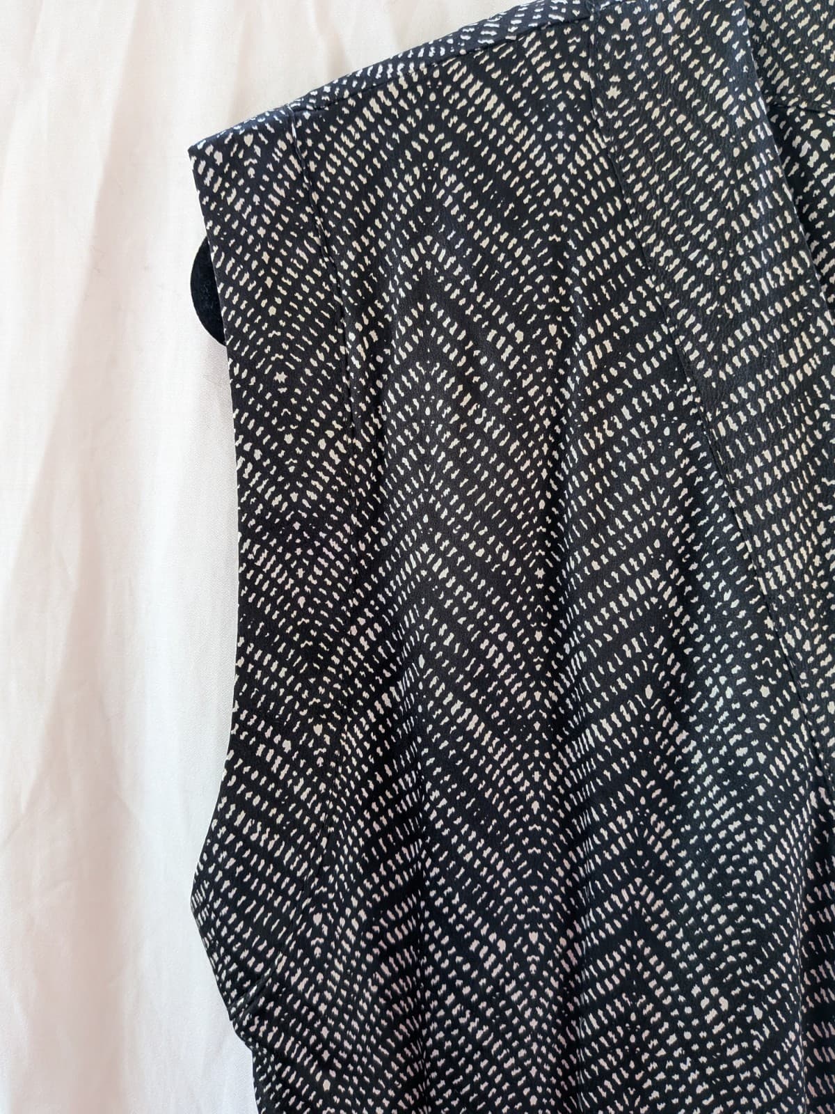 Jeanswest Premium Silk Wrap Playsuit Black White Print Sleeveless Tie Size 10 — photo 5 of 13