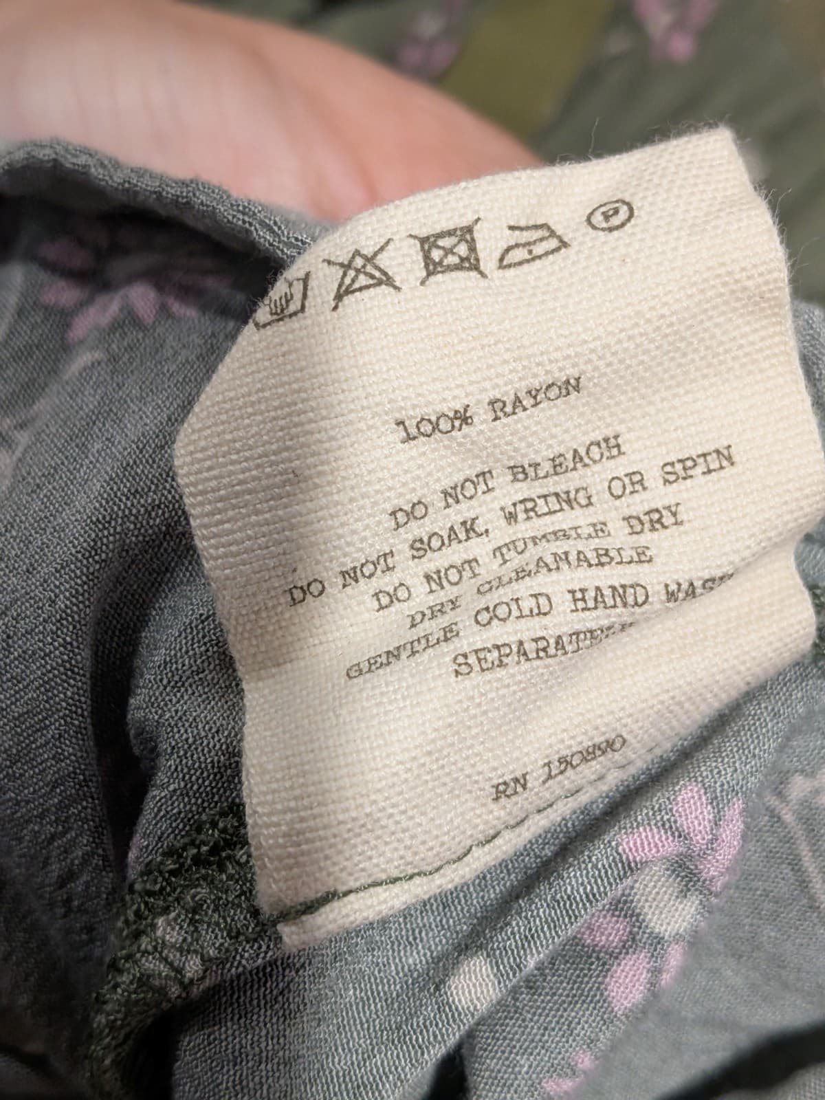 Spell Lionheart Romper Olive Grove Size Small Boho Floral Rayon Playsuit Green — photo 12 of 15