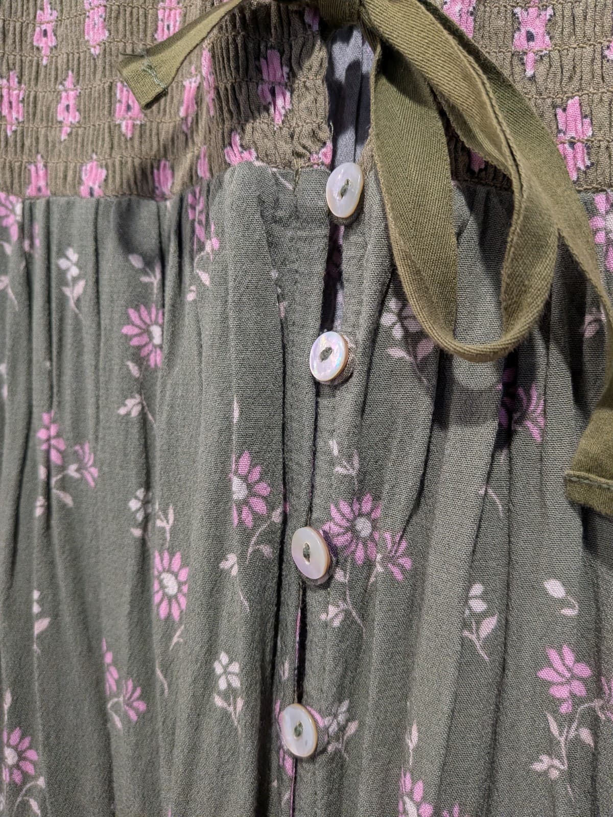 Spell Lionheart Romper Olive Grove Size Small Boho Floral Rayon Playsuit Green — photo 7 of 15