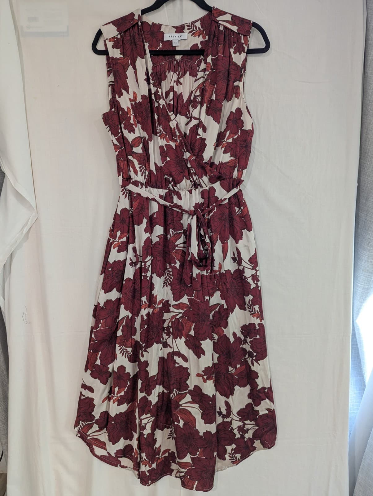 Preview Dress Aus 14 US 10 Cream Red Floral Wrap Midi Sleeveless Belted Summer — photo 3 of 11