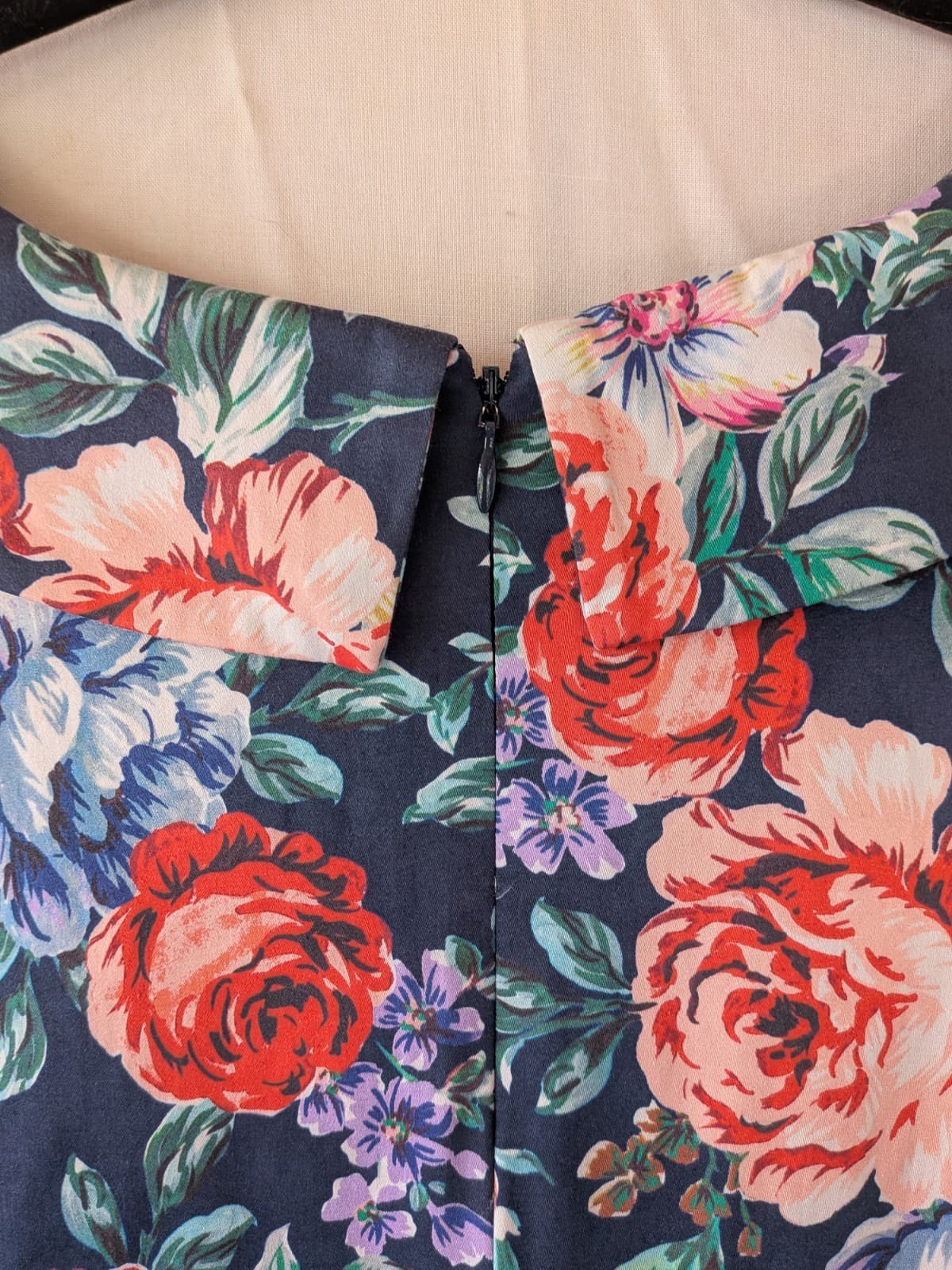 Review Dress Size Aus 10 Us 6 Floral Pencil Navy Wiggle Retro Pinup Cocktail — photo 11 of 11