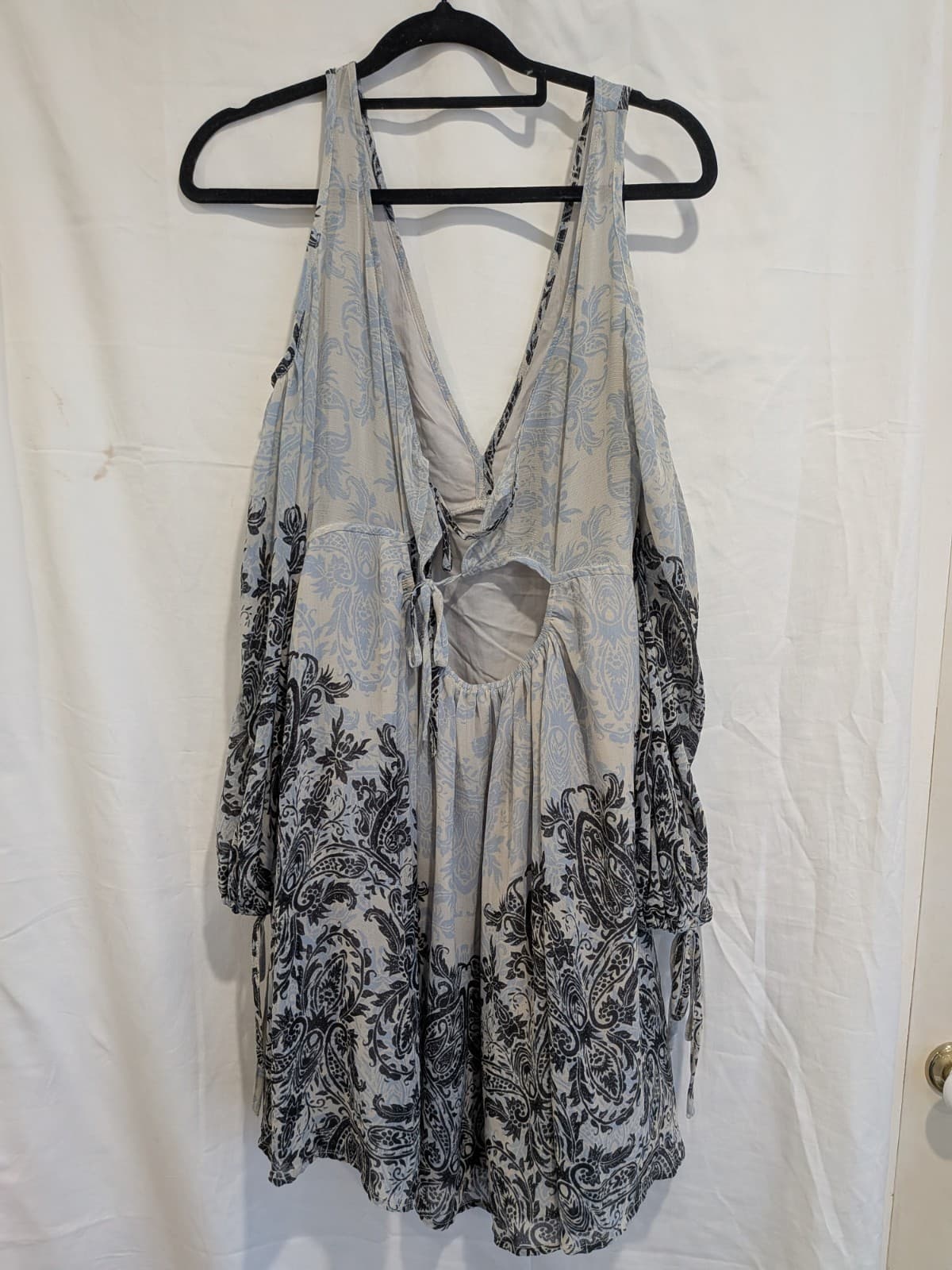 Free People Mini Dress L Blue Paisley Cold Shoulder Boho Balloon Sleeve — photo 8 of 12