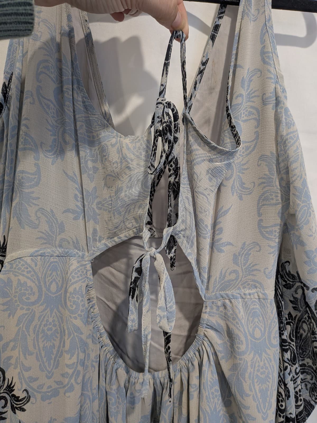 Free People Mini Dress L Blue Paisley Cold Shoulder Boho Balloon Sleeve — photo 9 of 12