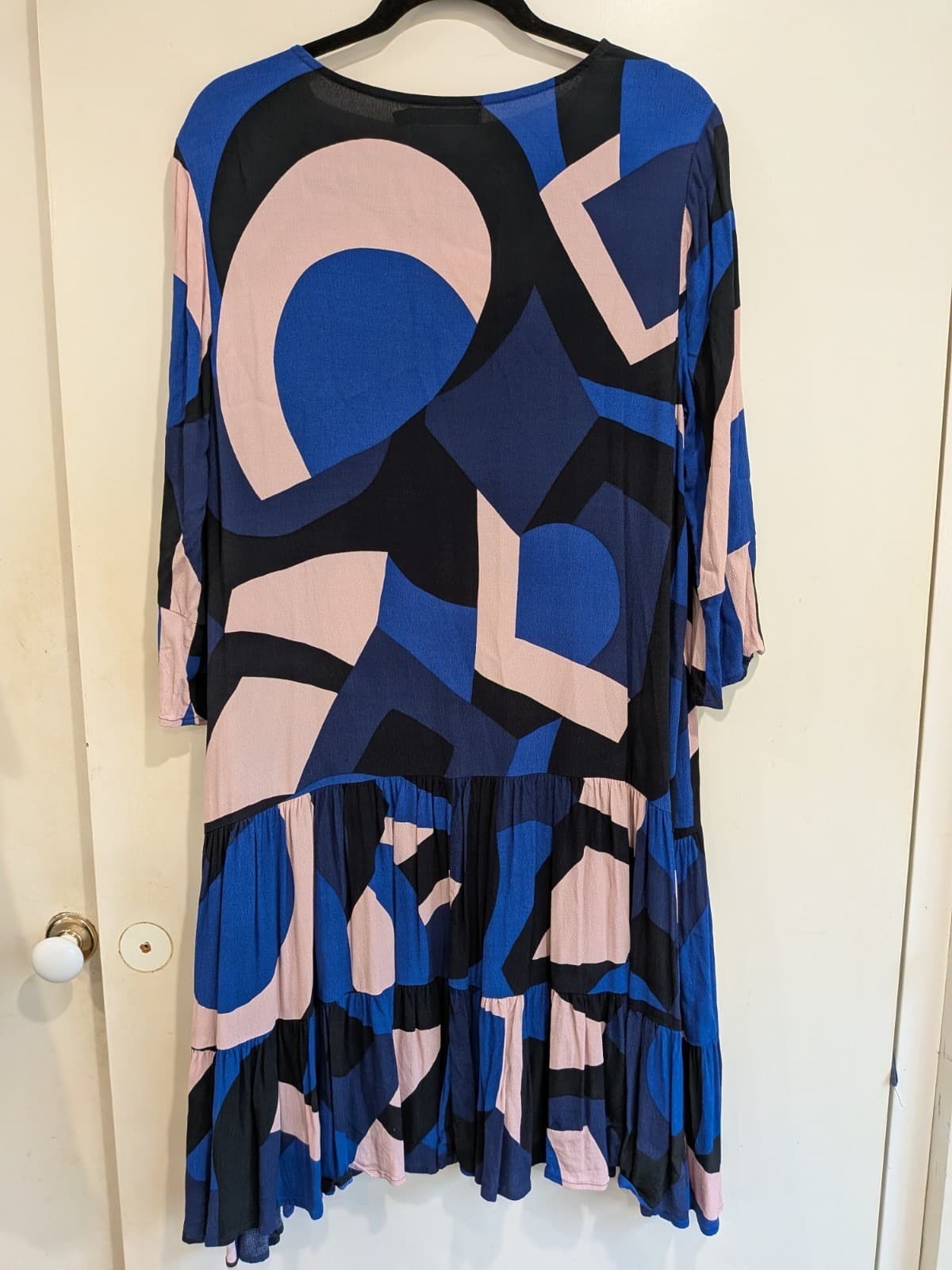 Mister Zimi Midi Dress AU 14 US 10 Blue Pink Abstract Tiered Viscose Long Sleeve — photo 8 of 8