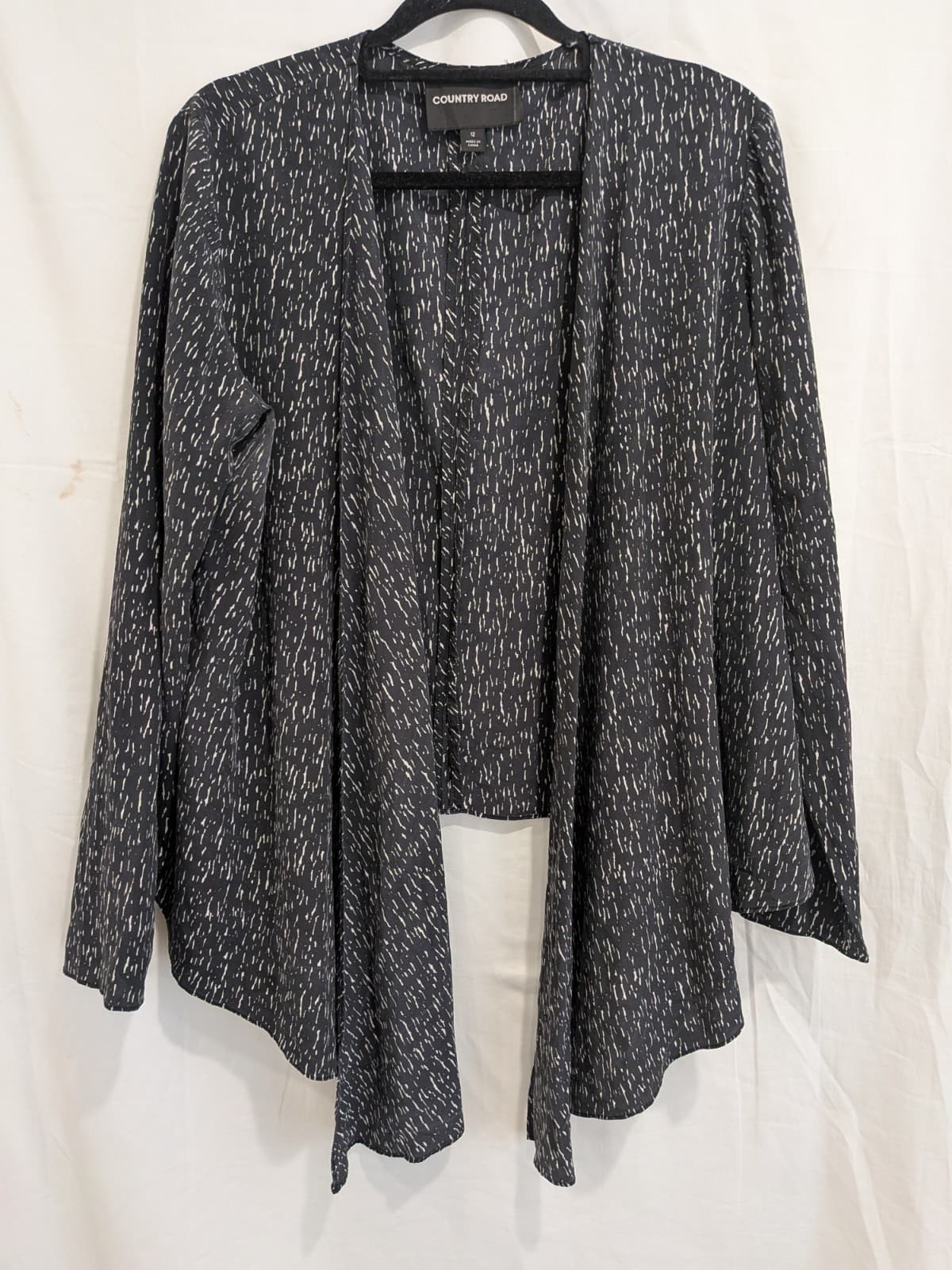 Country Road Silk Waterfall Jacket Grey Print Open Front Size 12 Lightweight — photo 3 of 8