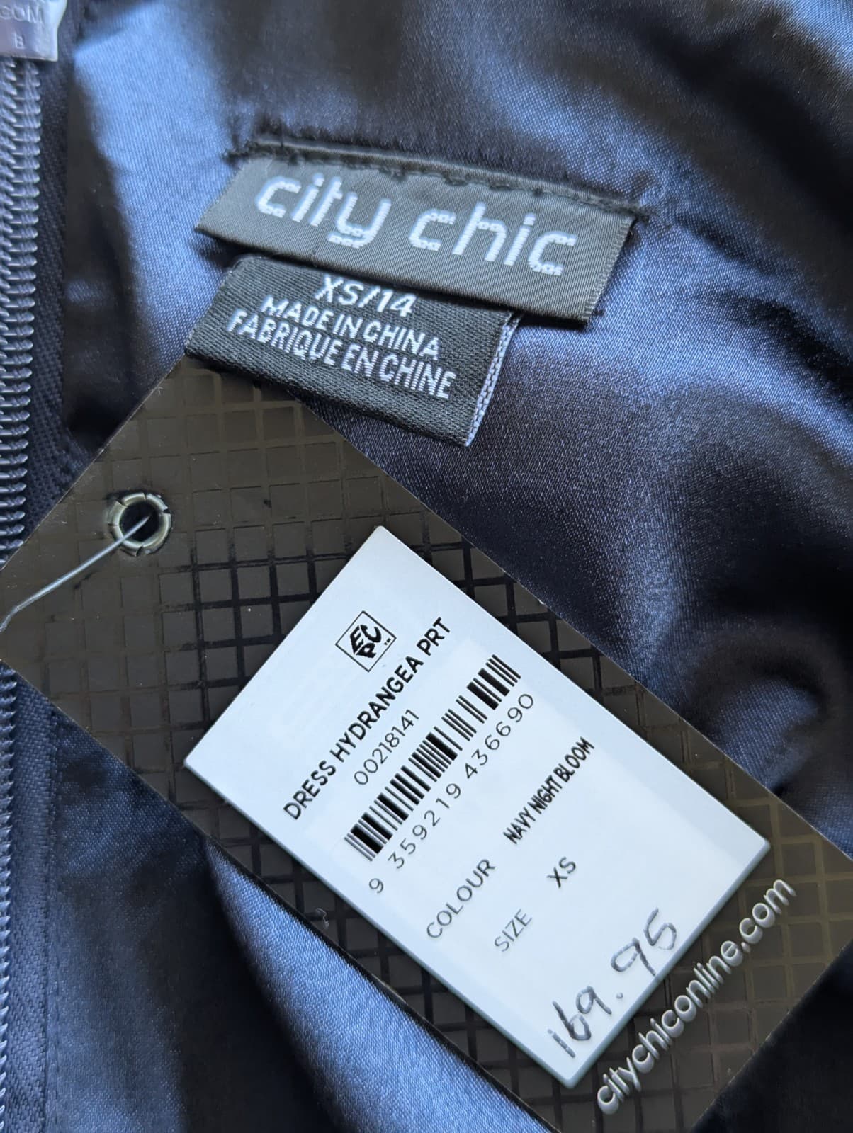 City Chic Dress Hydrangea Blue Print Navy Plus Fit Flare NWT Size XS AU 14 Us 10 — photo 11 of 13