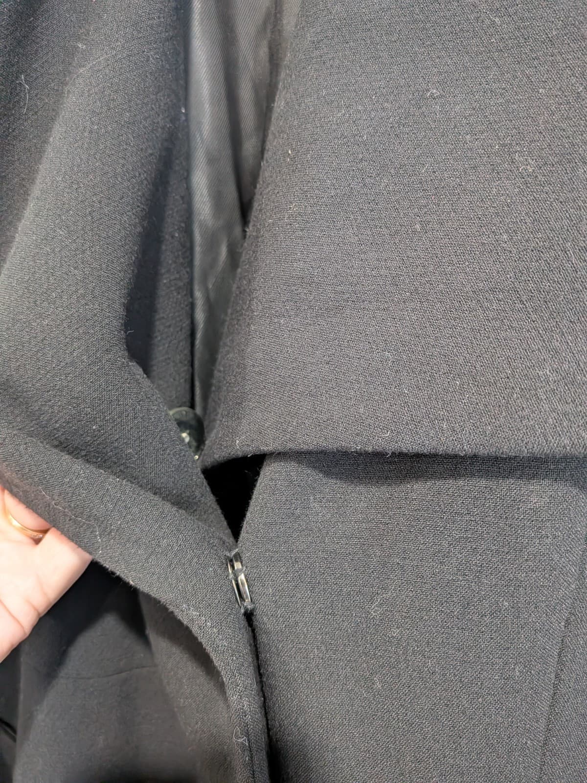 Portmans Black Waterfall Coat Jacket Size 16 Belted Long Sleeve Winter Coat — photo 6 of 9