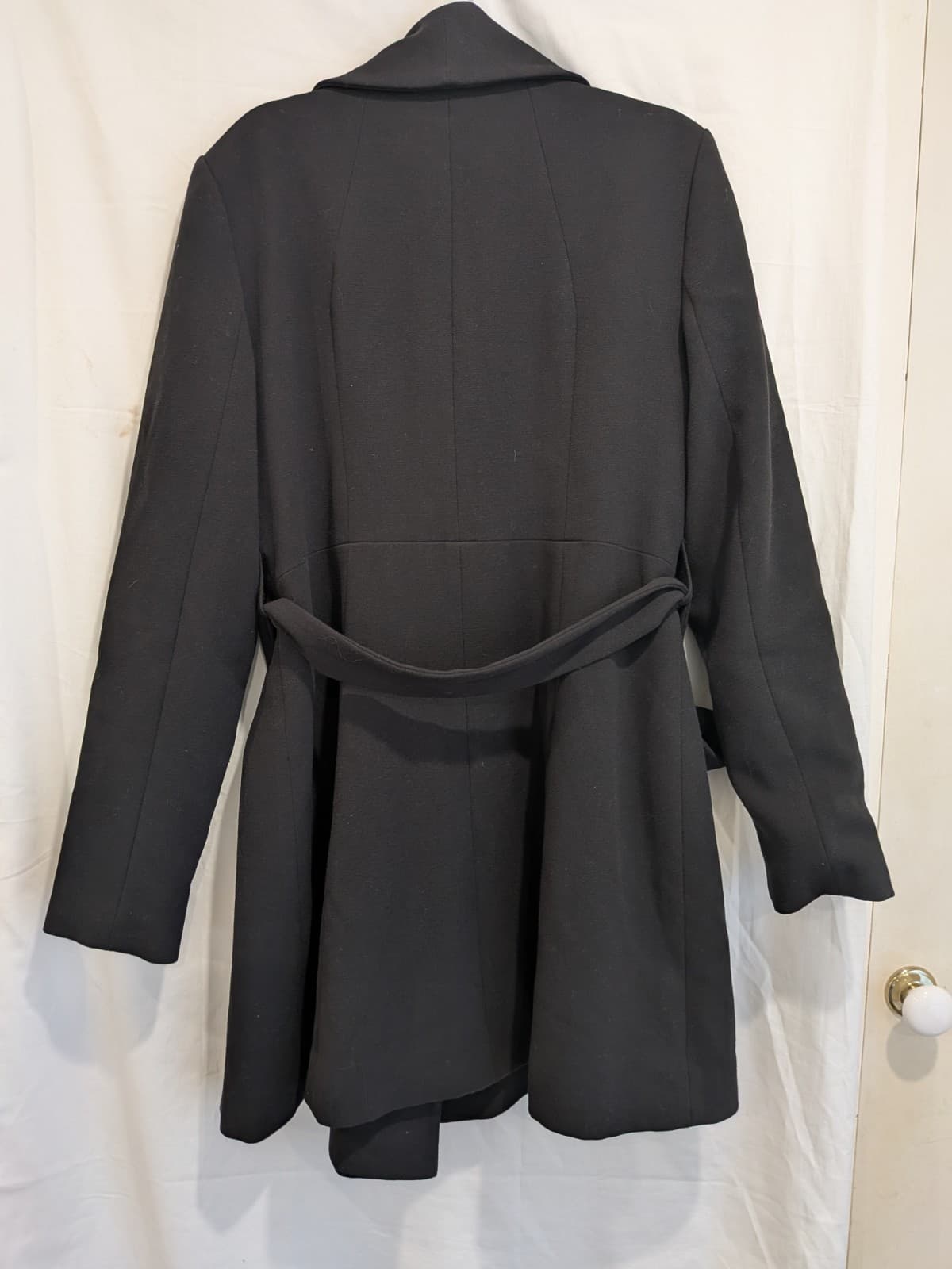 Portmans Black Waterfall Coat Jacket Size 16 Belted Long Sleeve Winter Coat — photo 9 of 9
